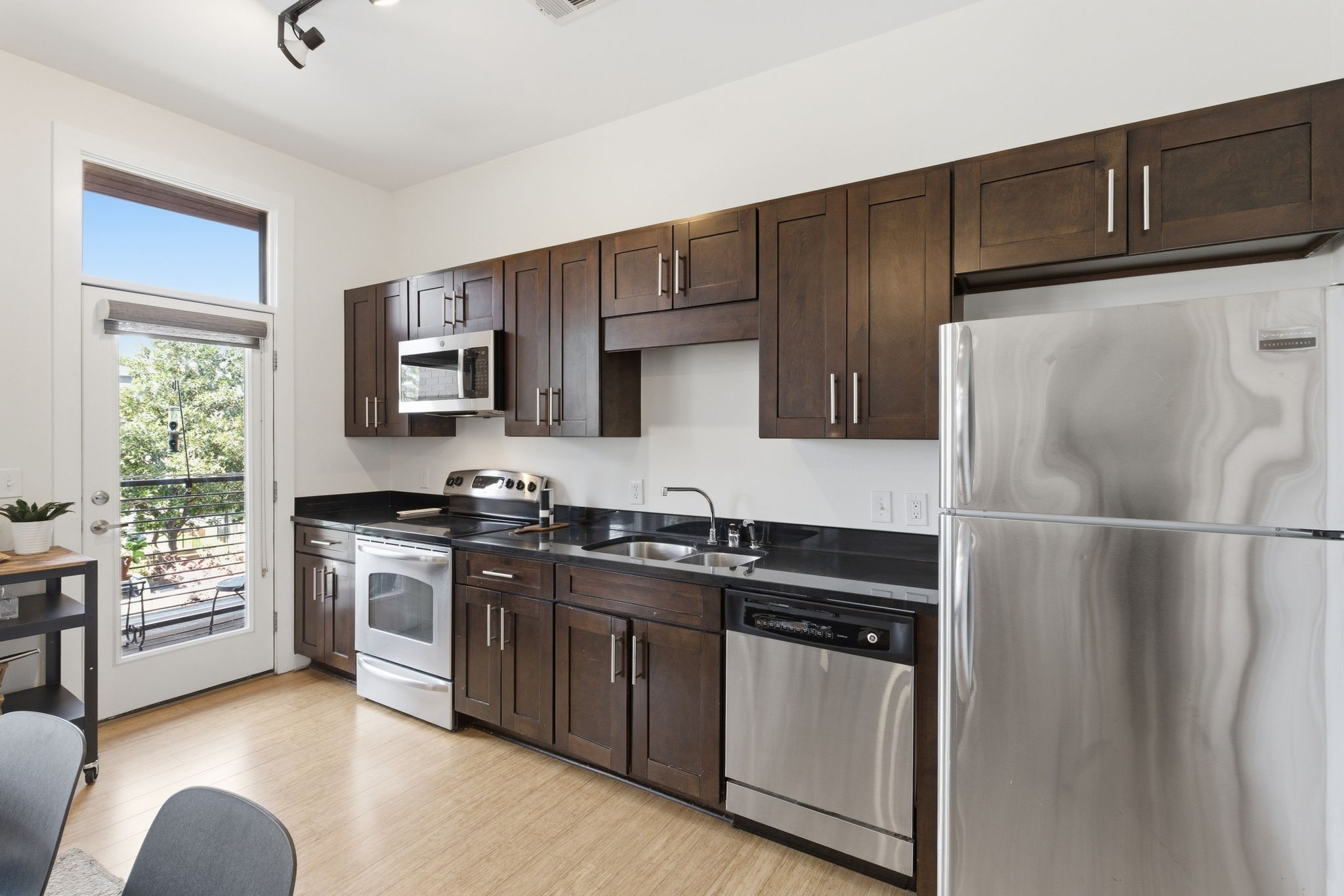 1706 18th Ave, S Unit: 205