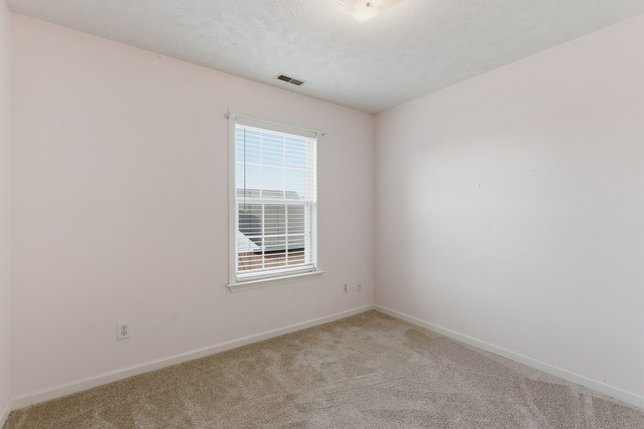 1516 Quantum Ct