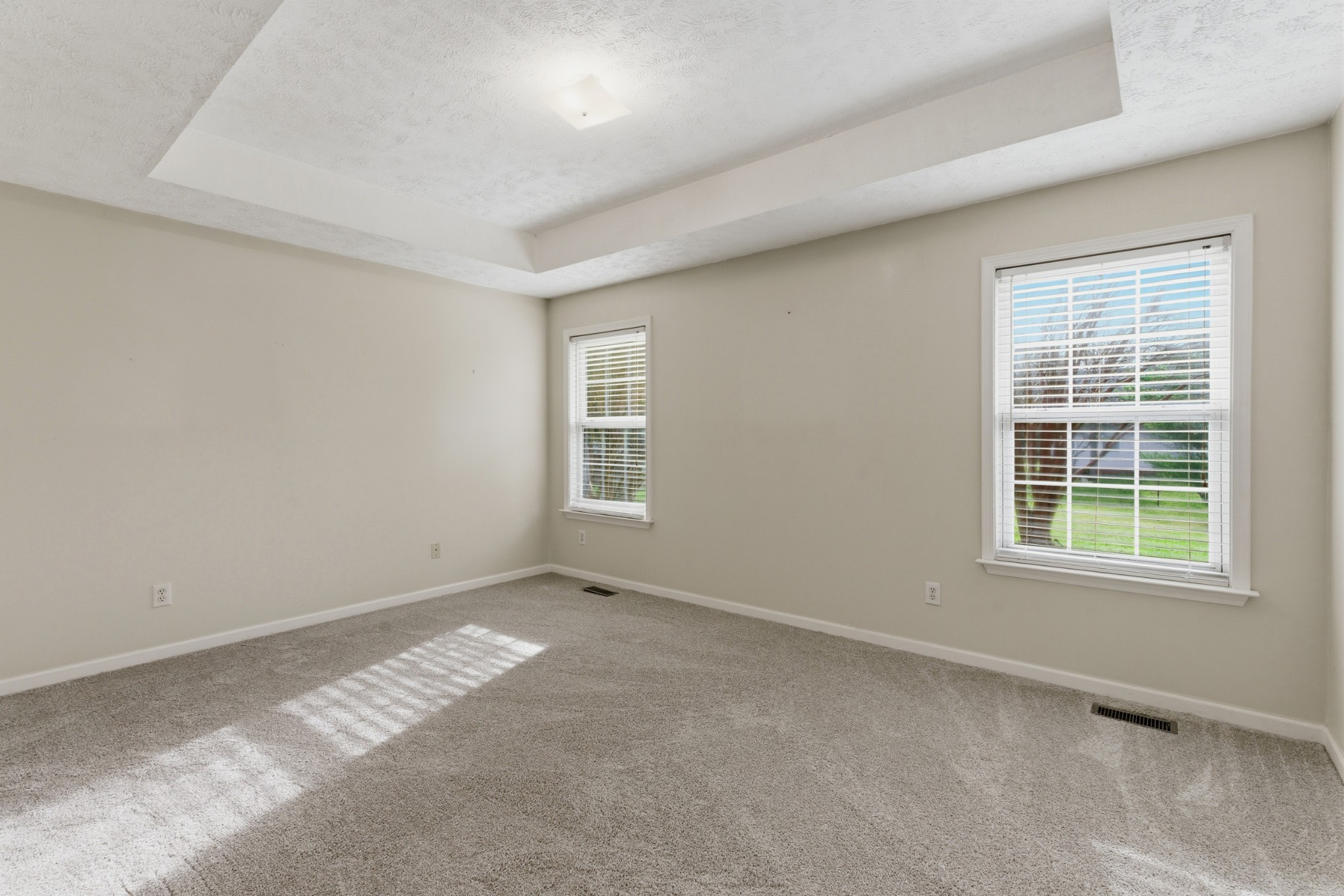 1516 Quantum Ct