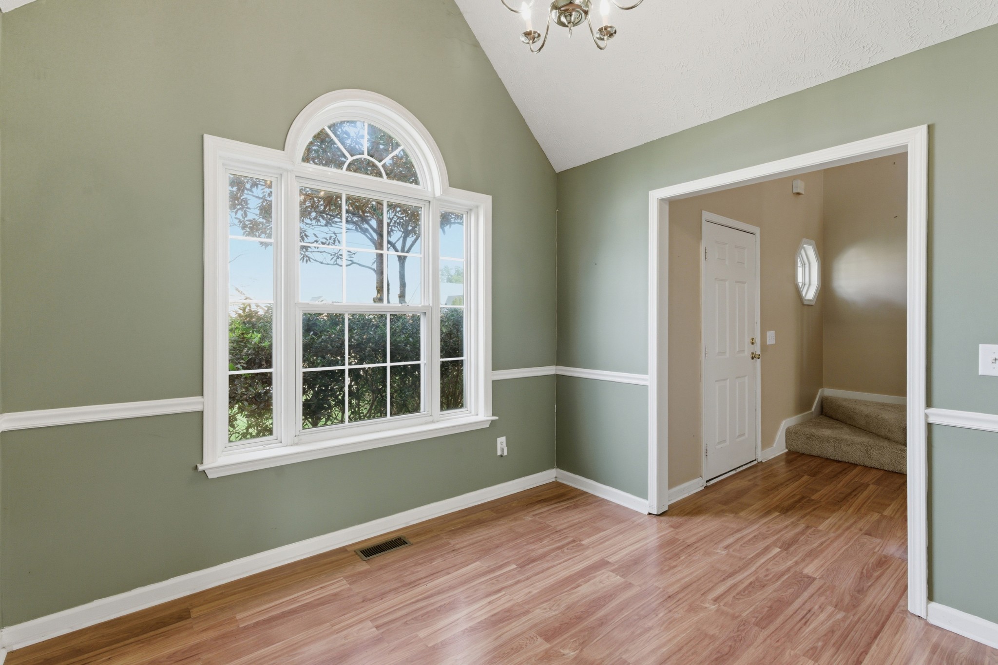 1516 Quantum Ct
