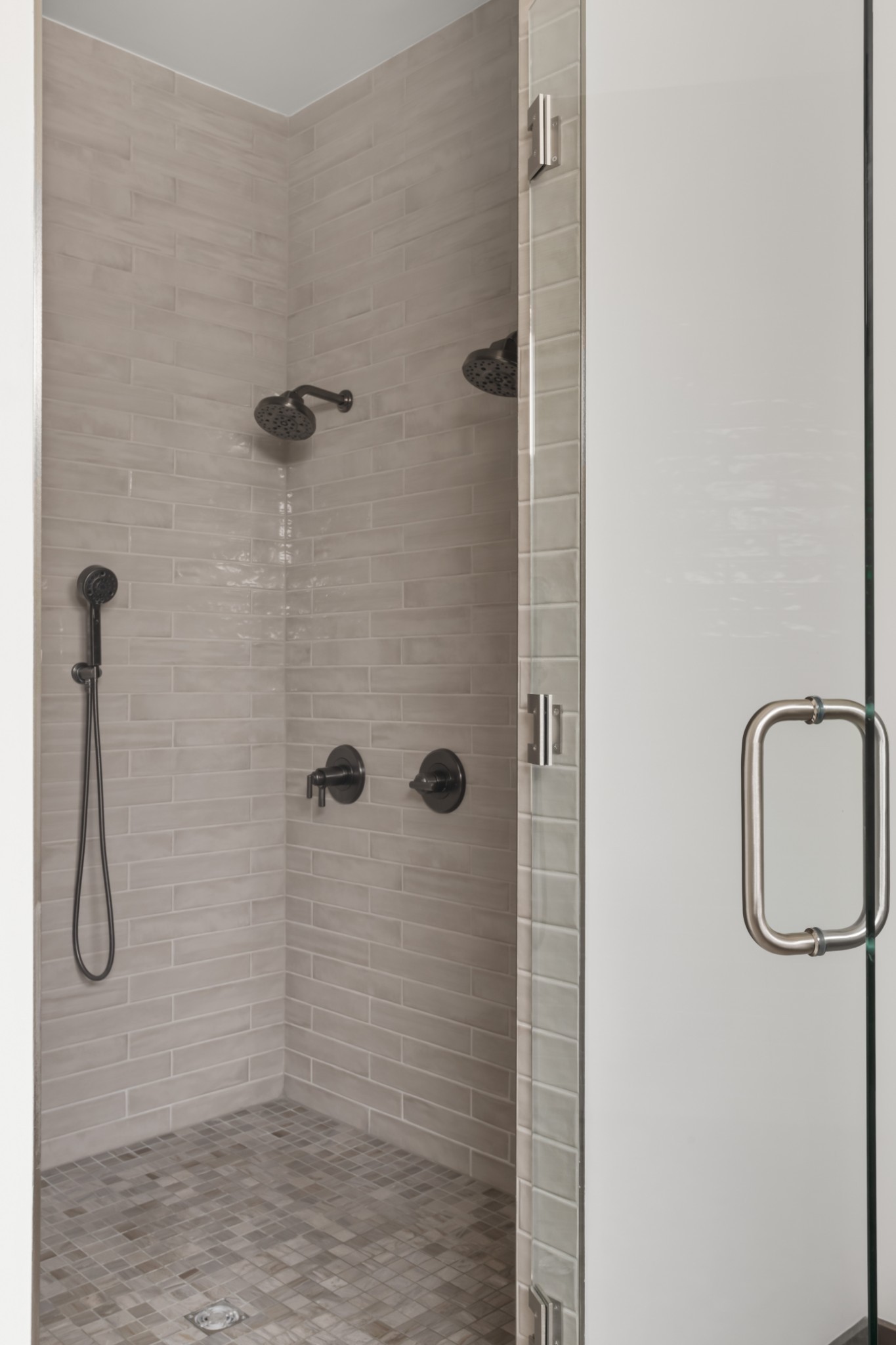 5820 Woodland Hills Dr