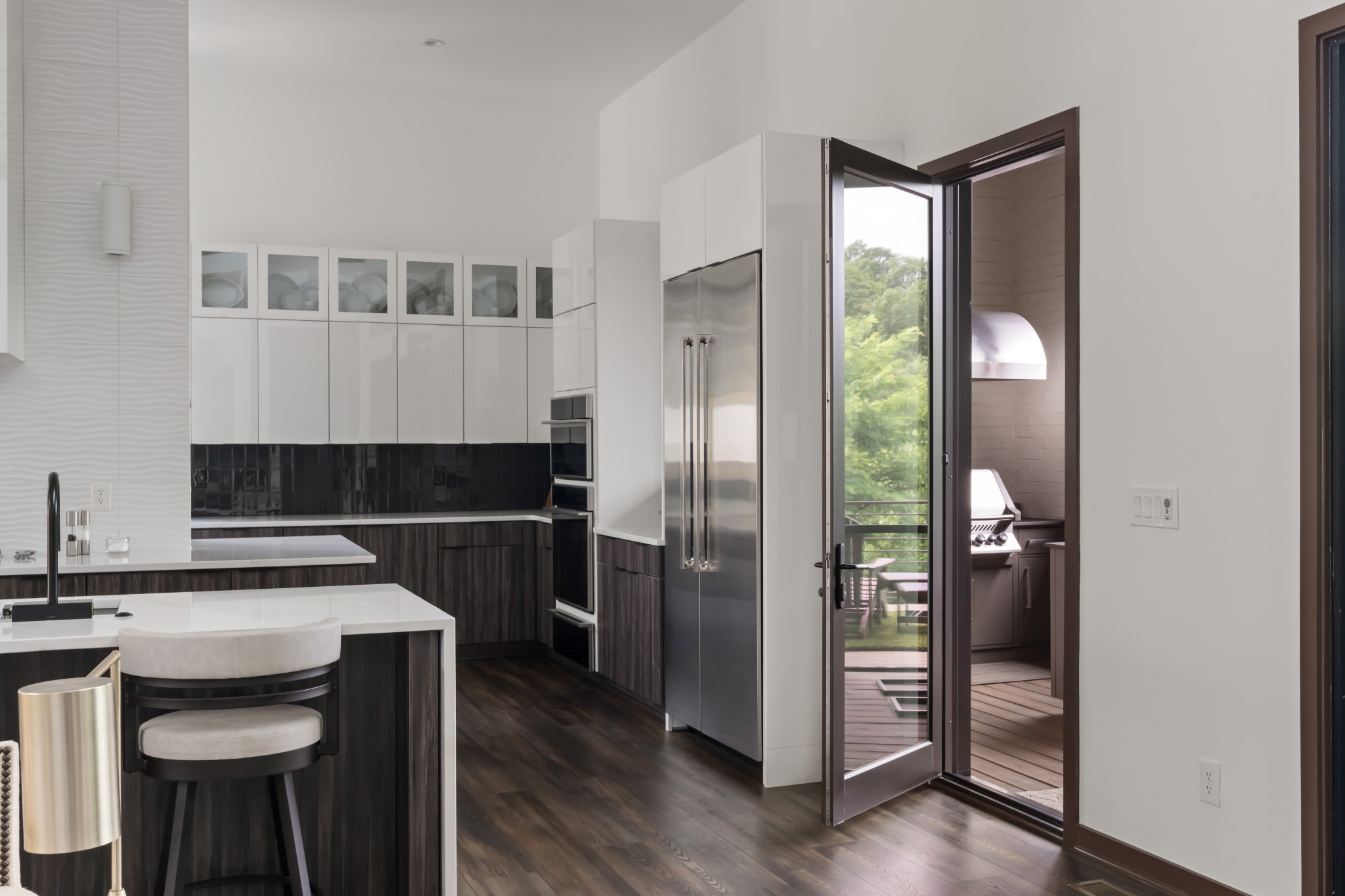 5820 Woodland Hills Dr