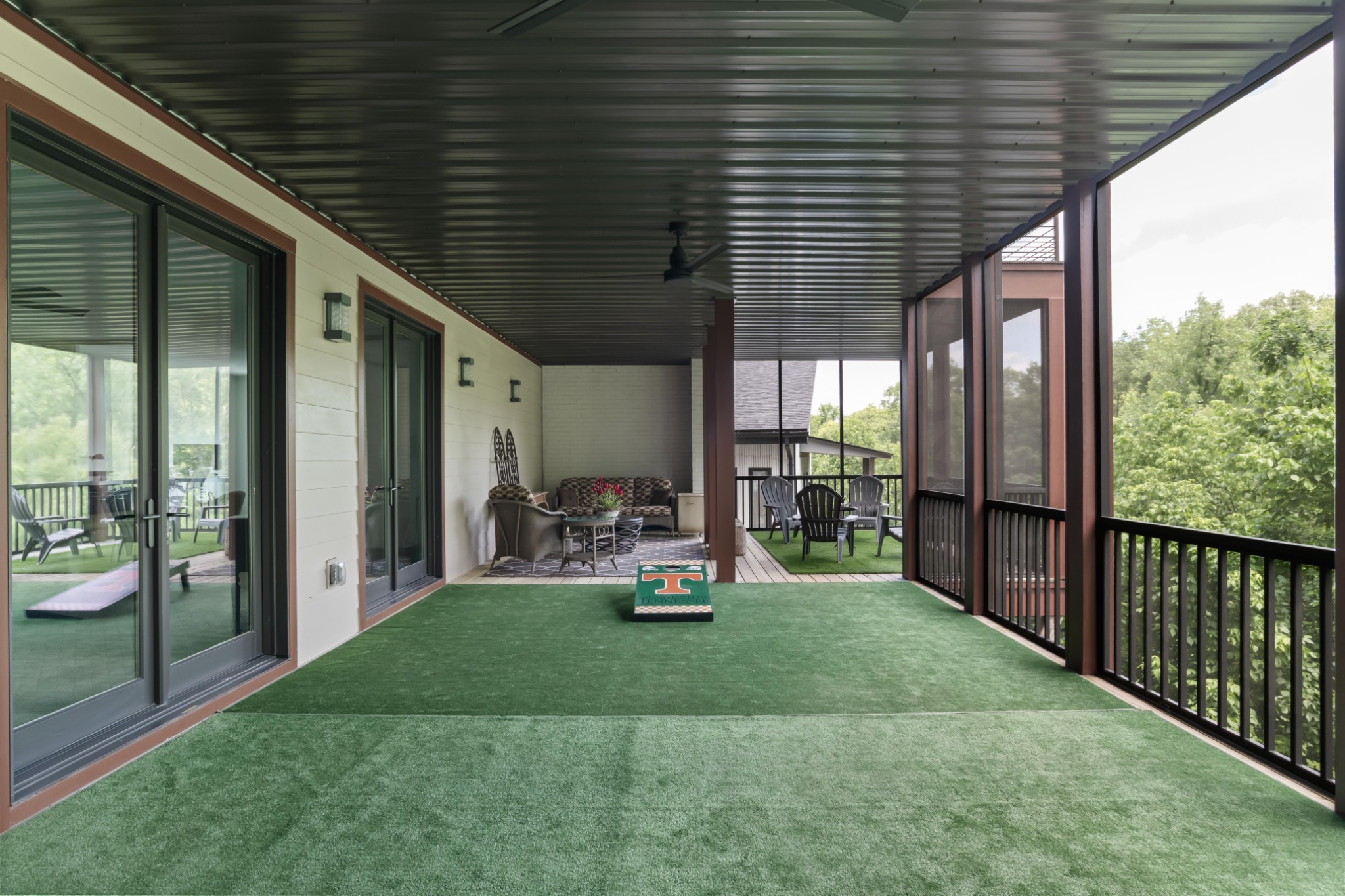 5820 Woodland Hills Dr