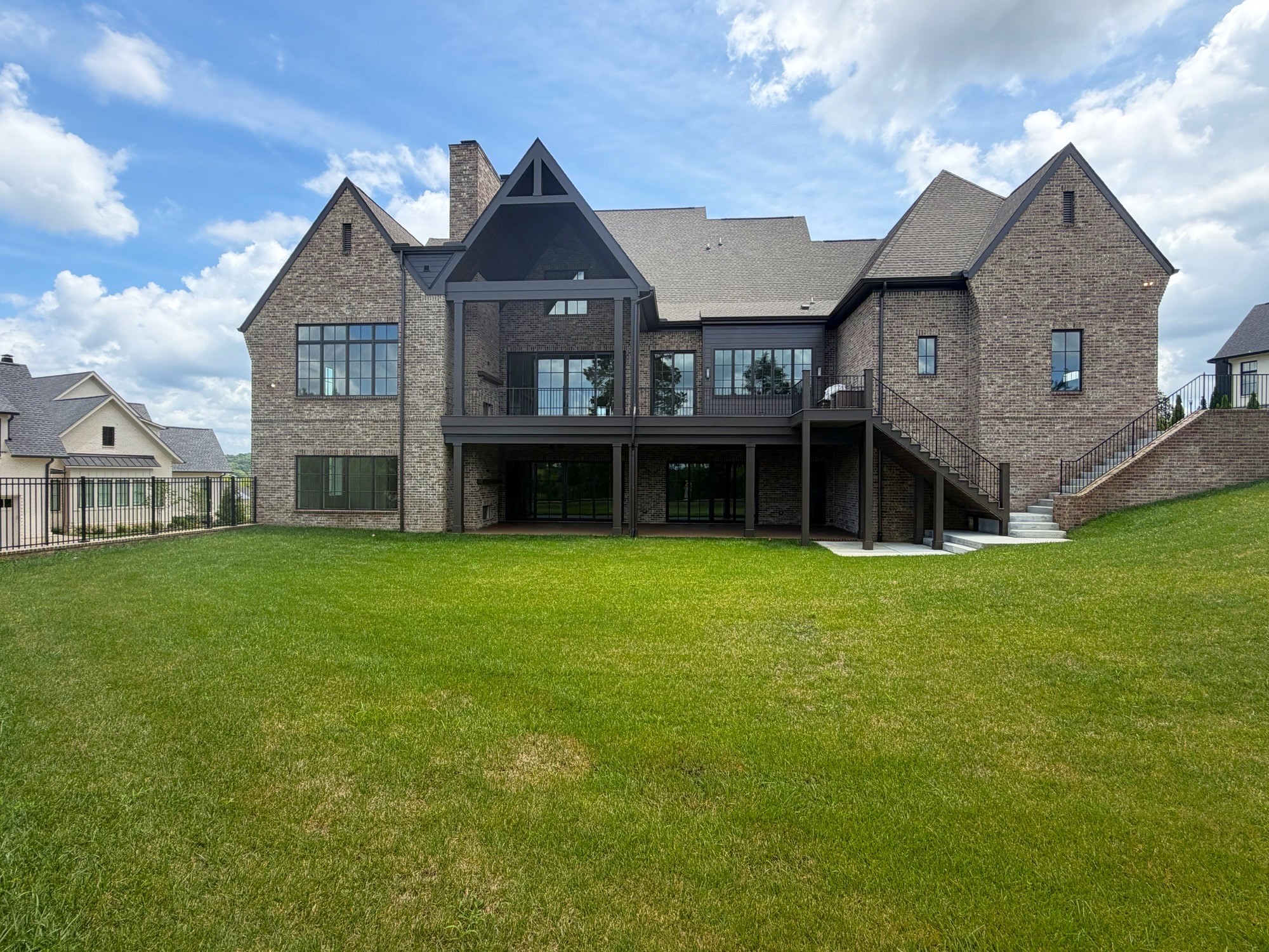 1647 Heartwood Ln