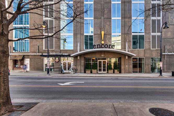 301 Demonbreun St Unit: 814