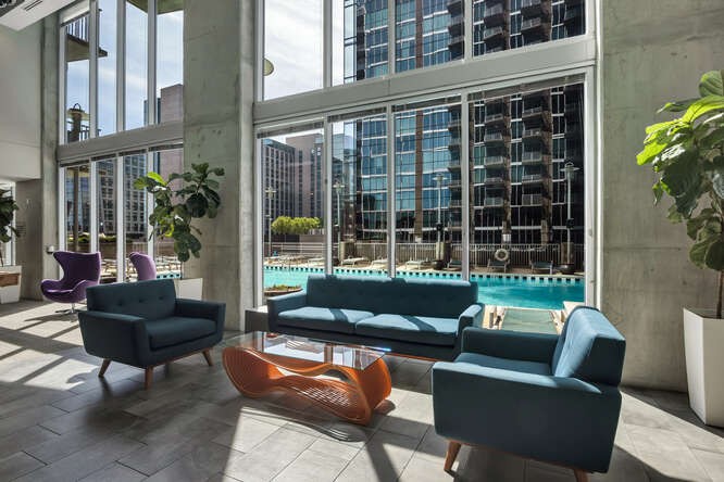 301 Demonbreun St Unit: 814