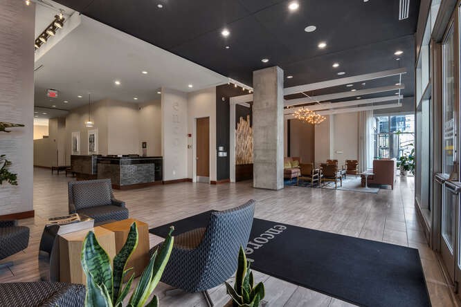 301 Demonbreun St Unit: 814