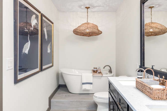 301 Demonbreun St Unit: 814