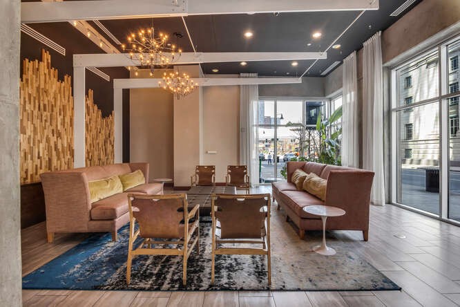 301 Demonbreun St Unit: 814