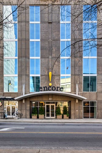 301 Demonbreun St Unit: 814