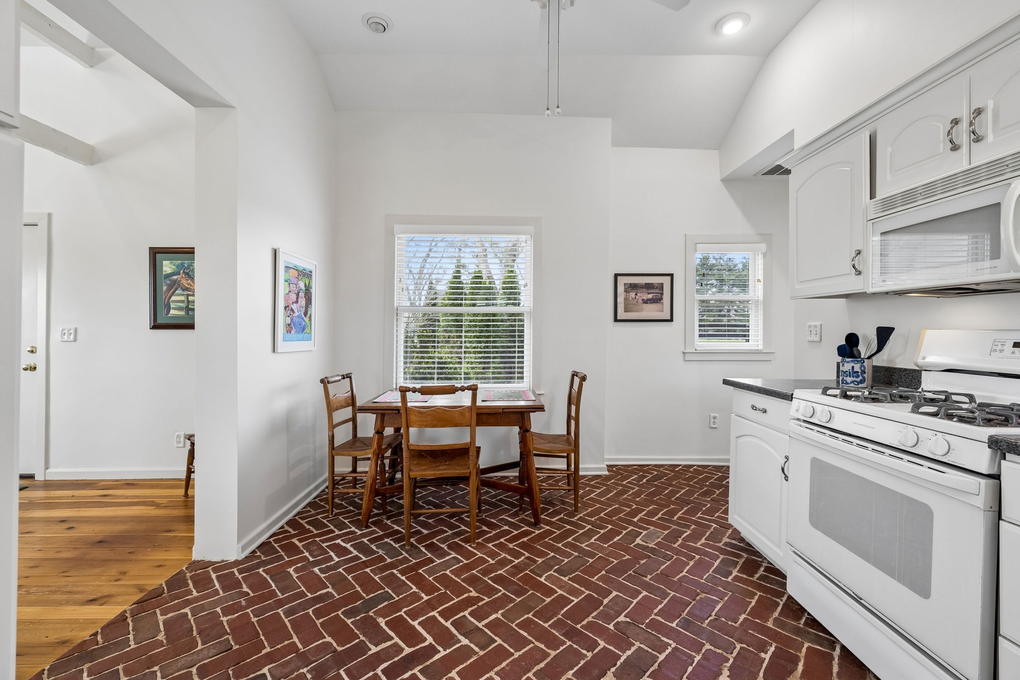 1572 Old Hillsboro Rd