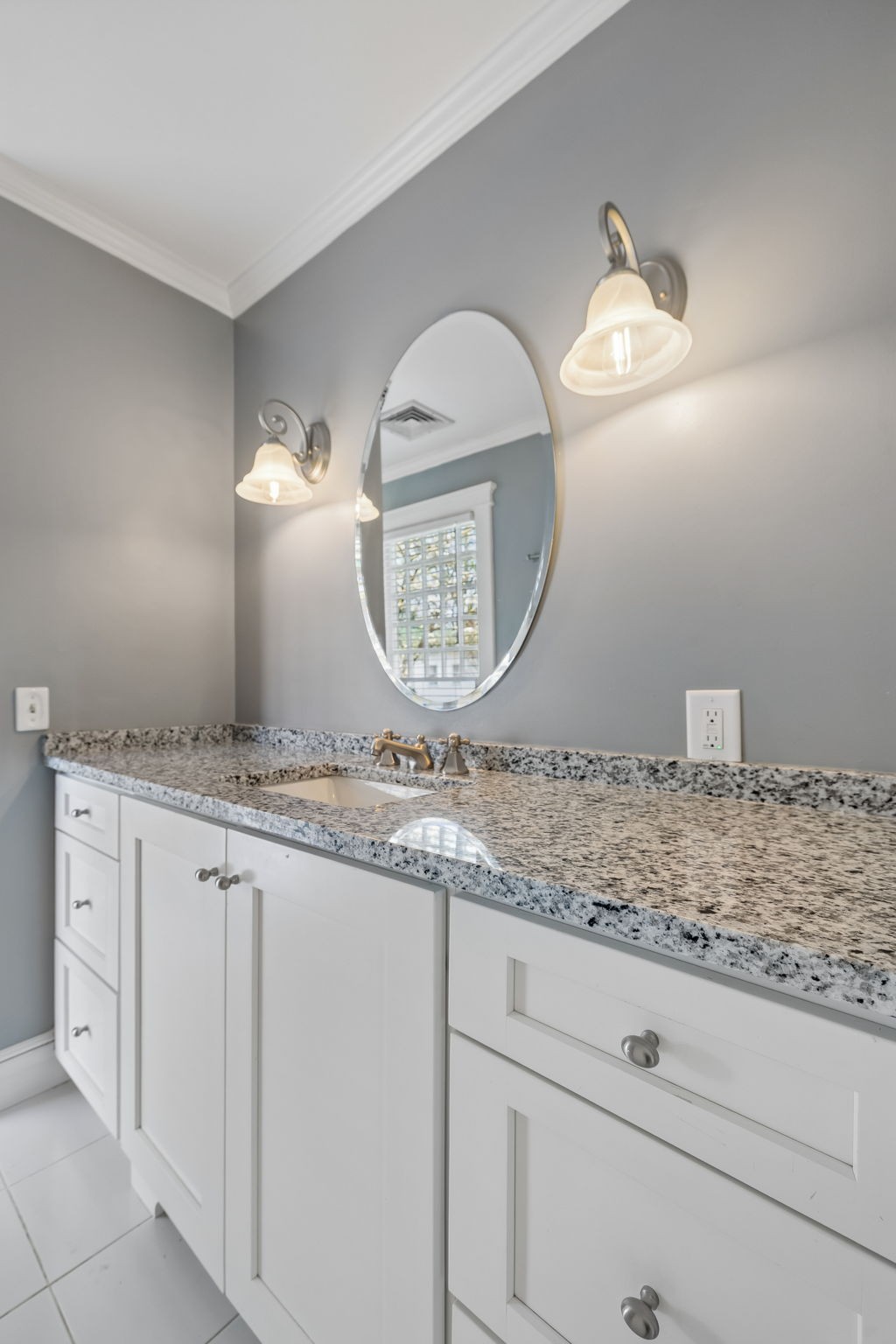 1572 Old Hillsboro Rd