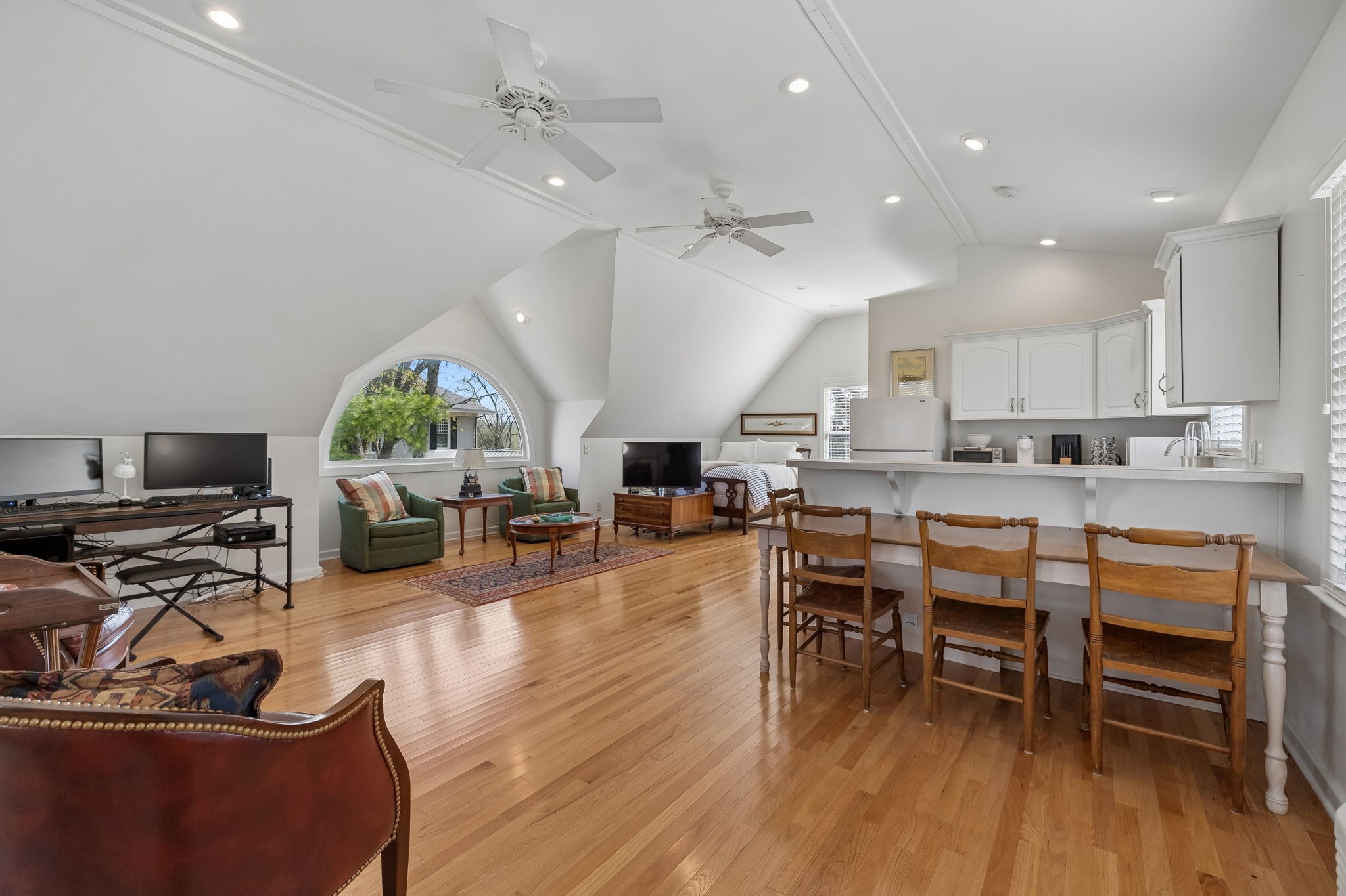 1572 Old Hillsboro Rd