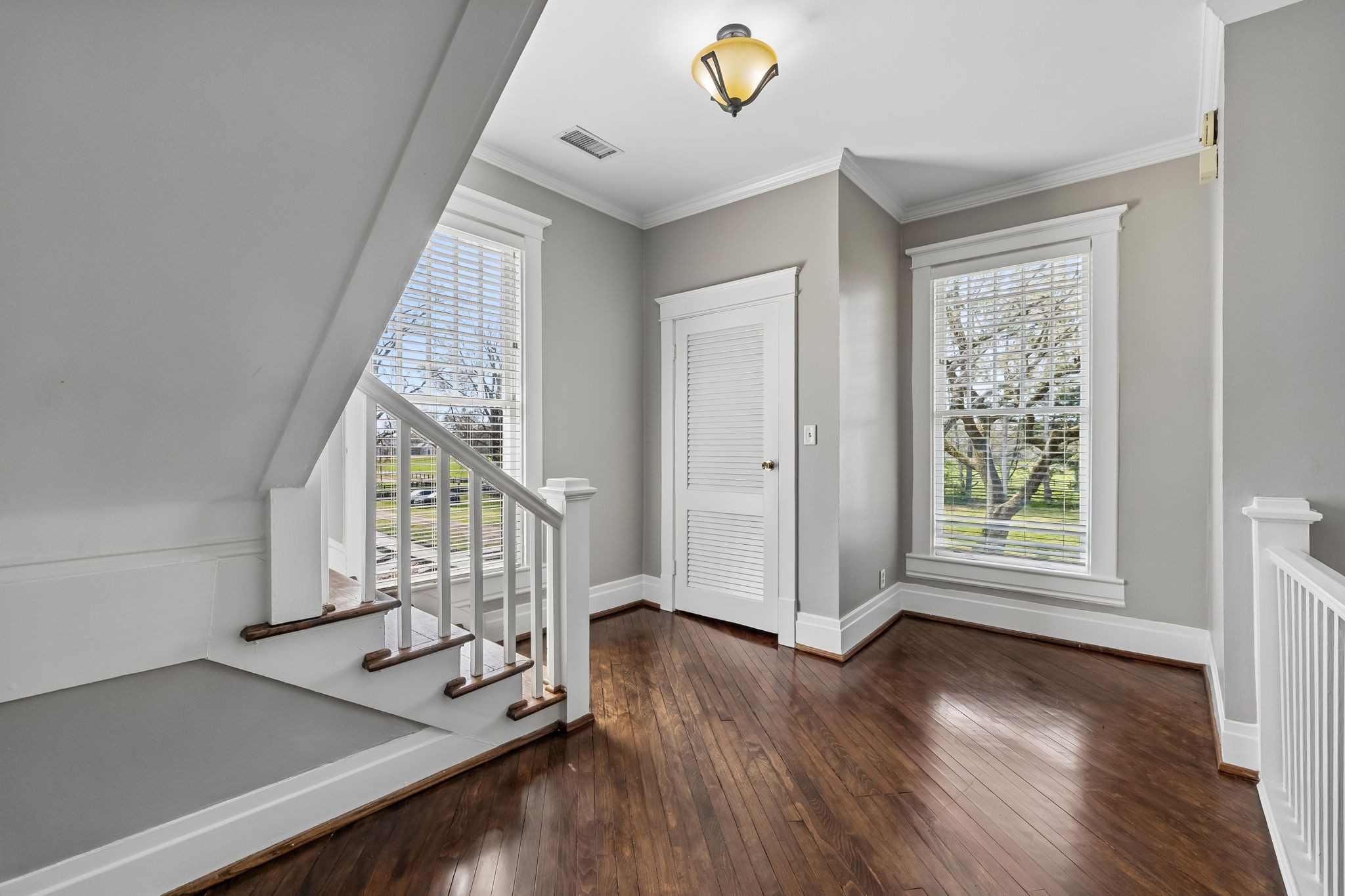 1572 Old Hillsboro Rd