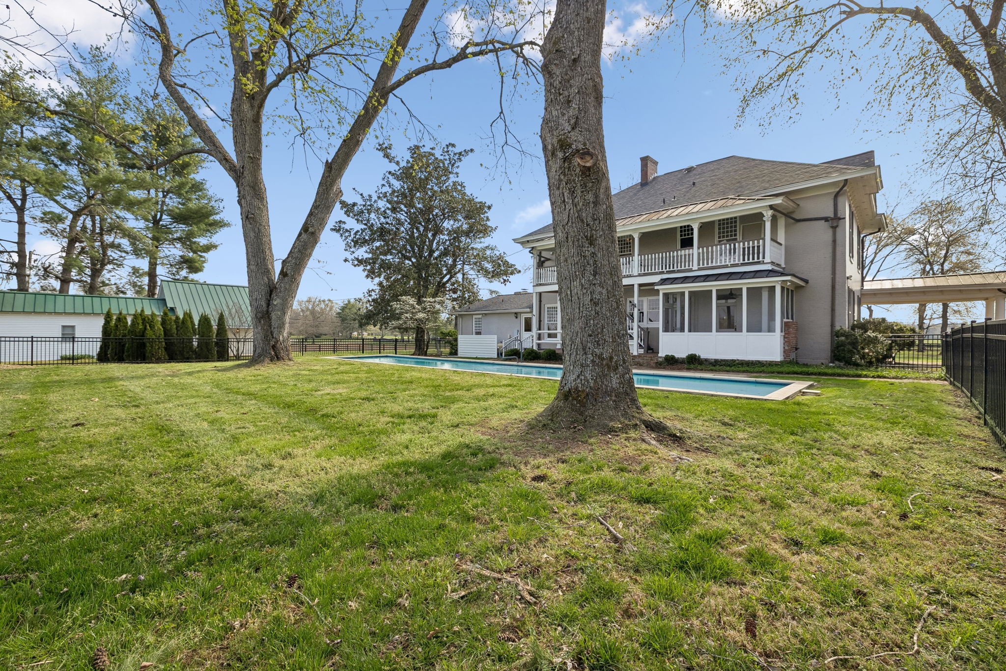 1572 Old Hillsboro Rd