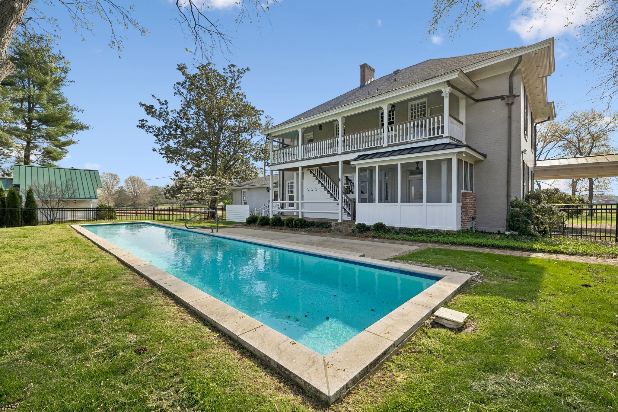 1572 Old Hillsboro Rd