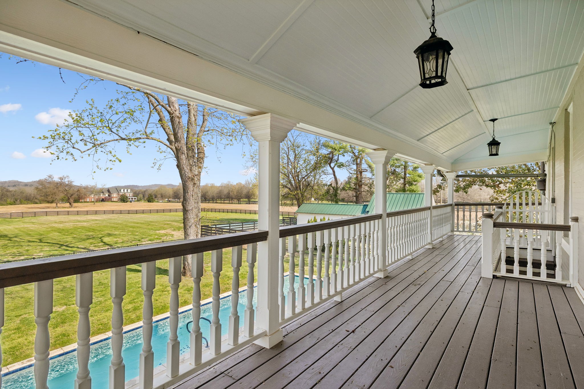 1572 Old Hillsboro Rd