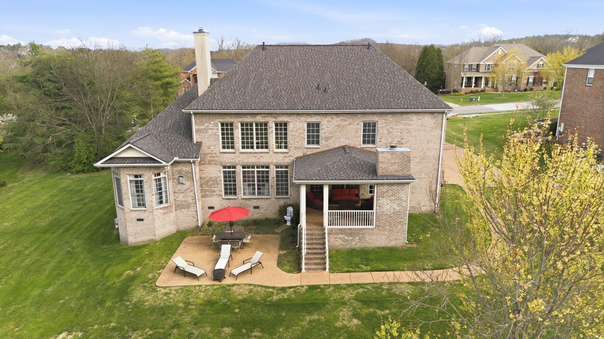 1811 Charity Dr