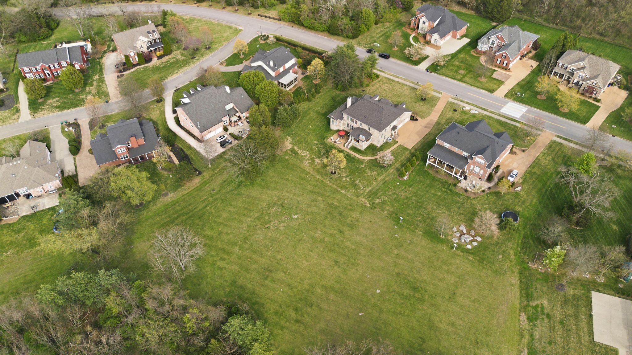 1811 Charity Dr