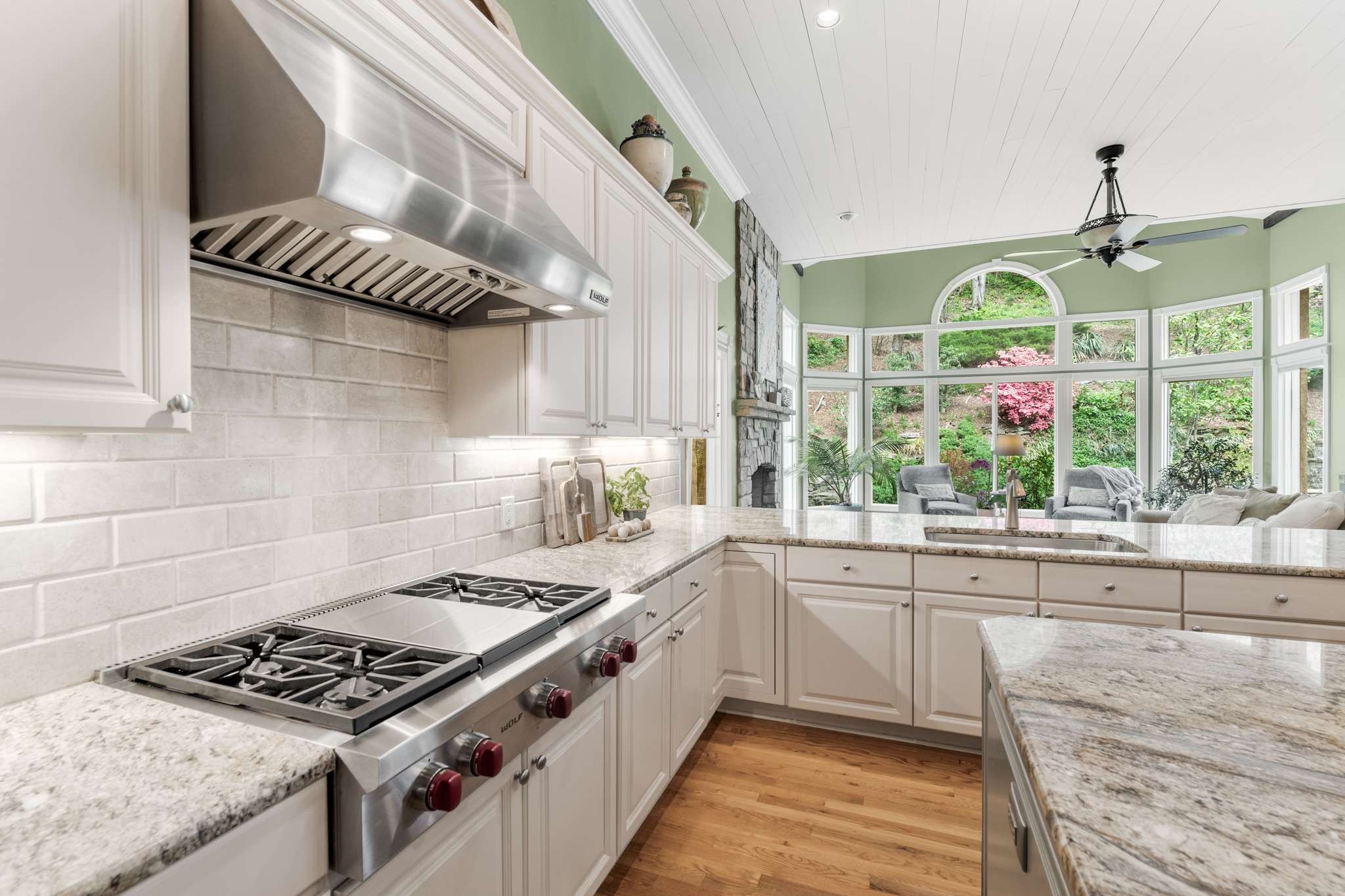 1420 Beddington Park