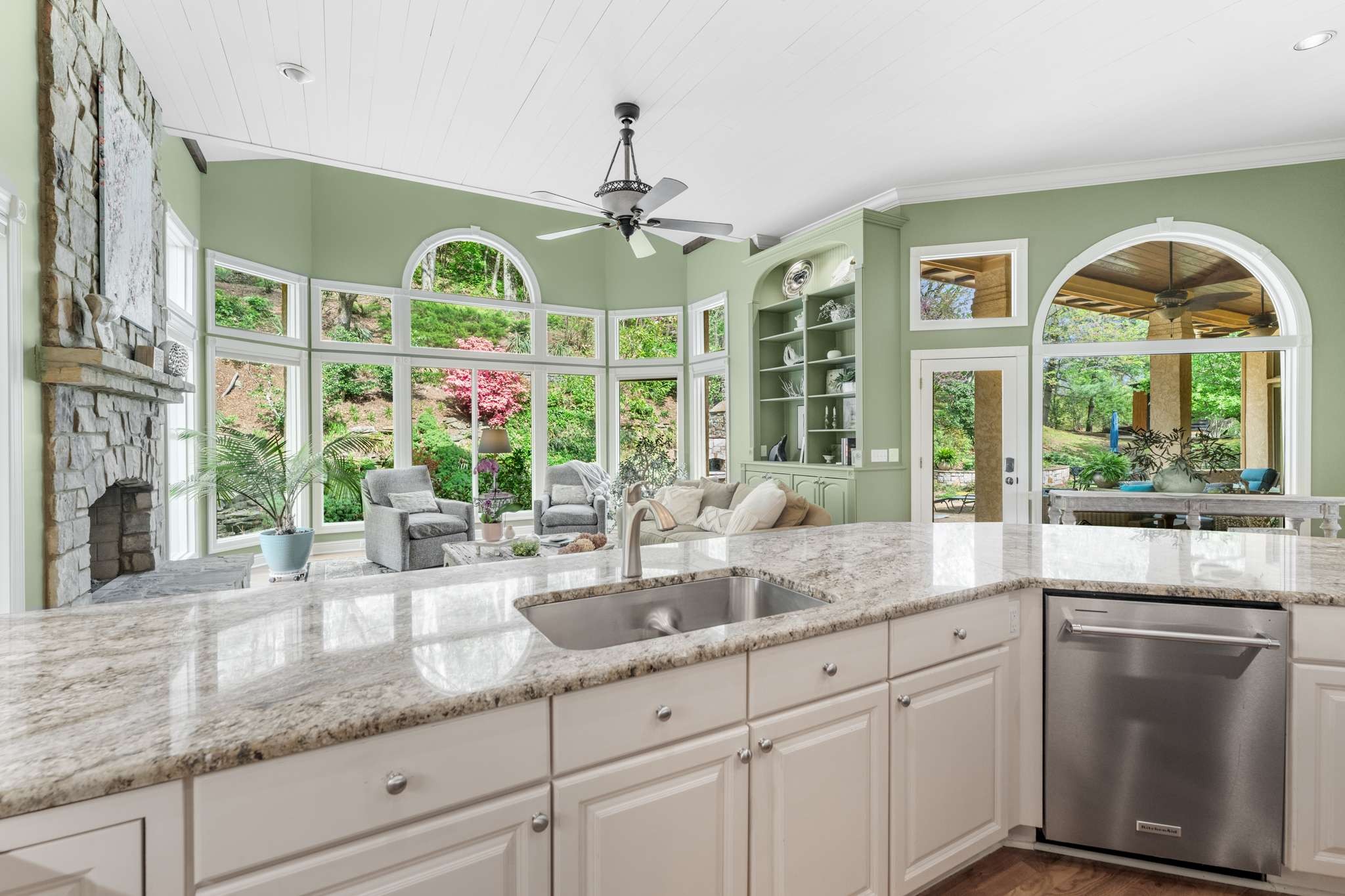 1420 Beddington Park