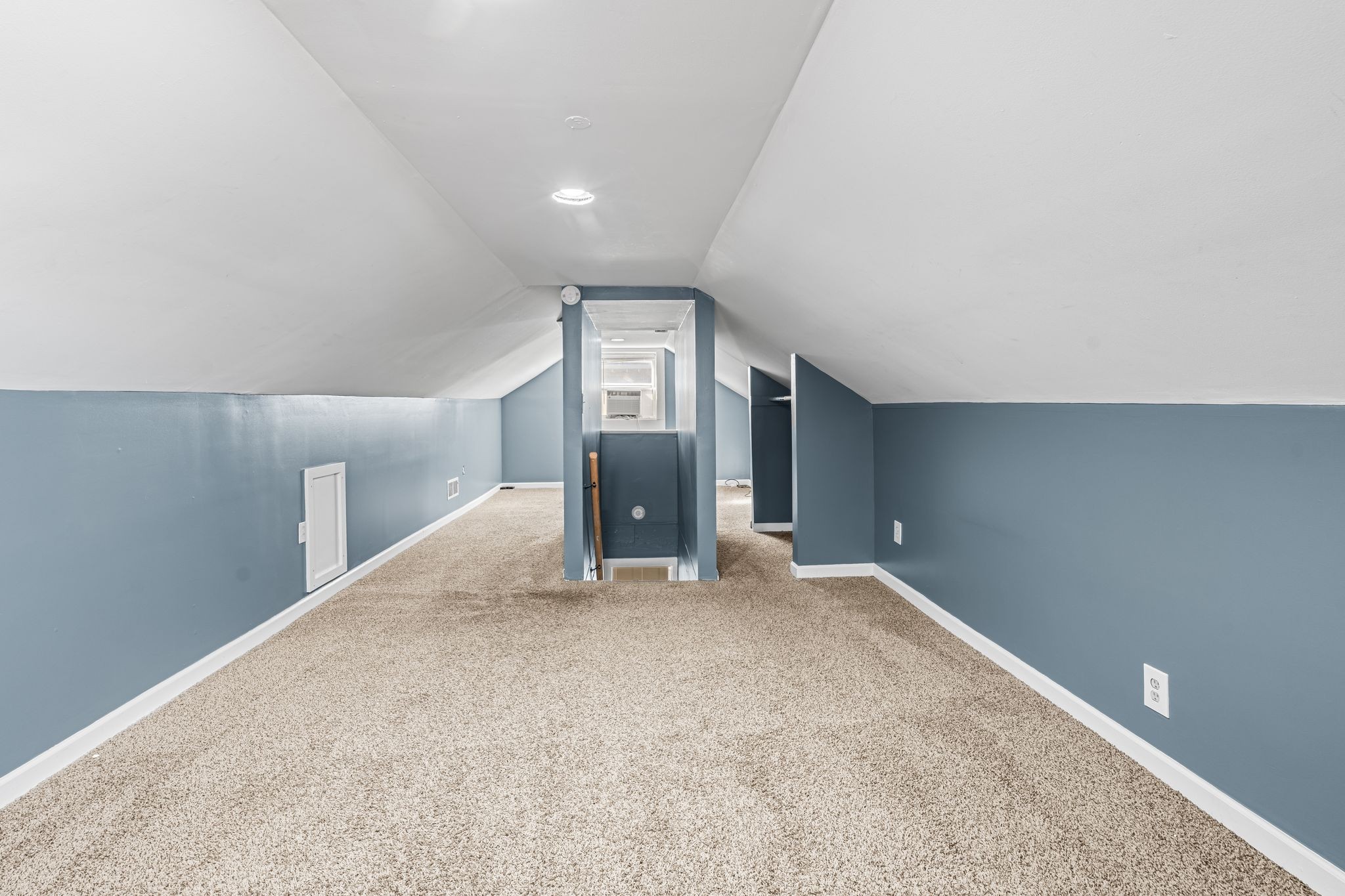 3319 Orleans Dr