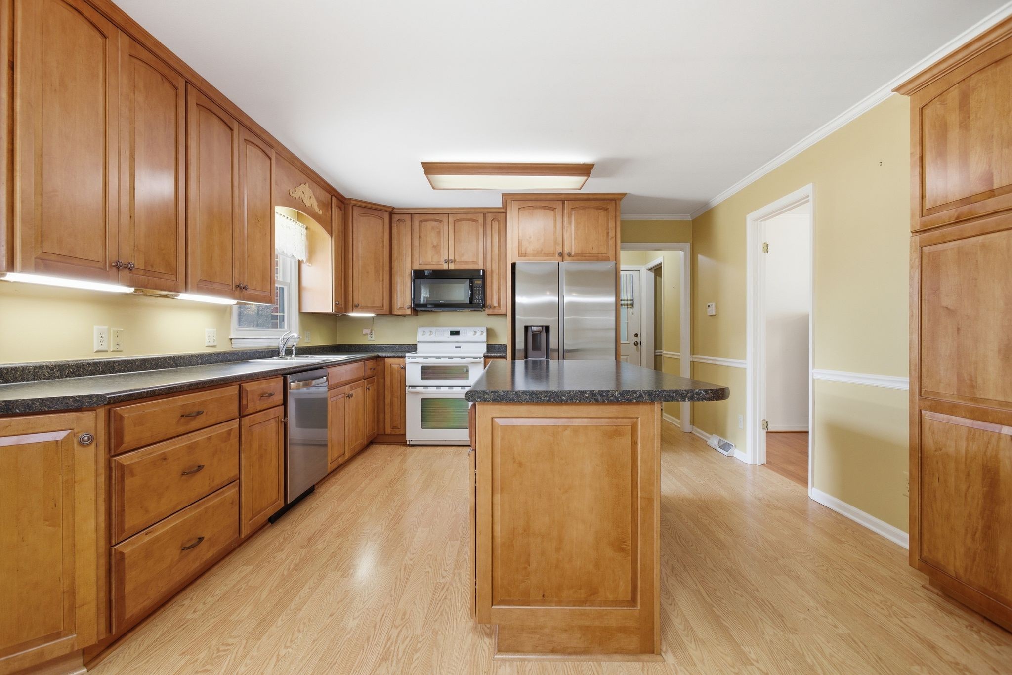 1403 Timberwood Dr
