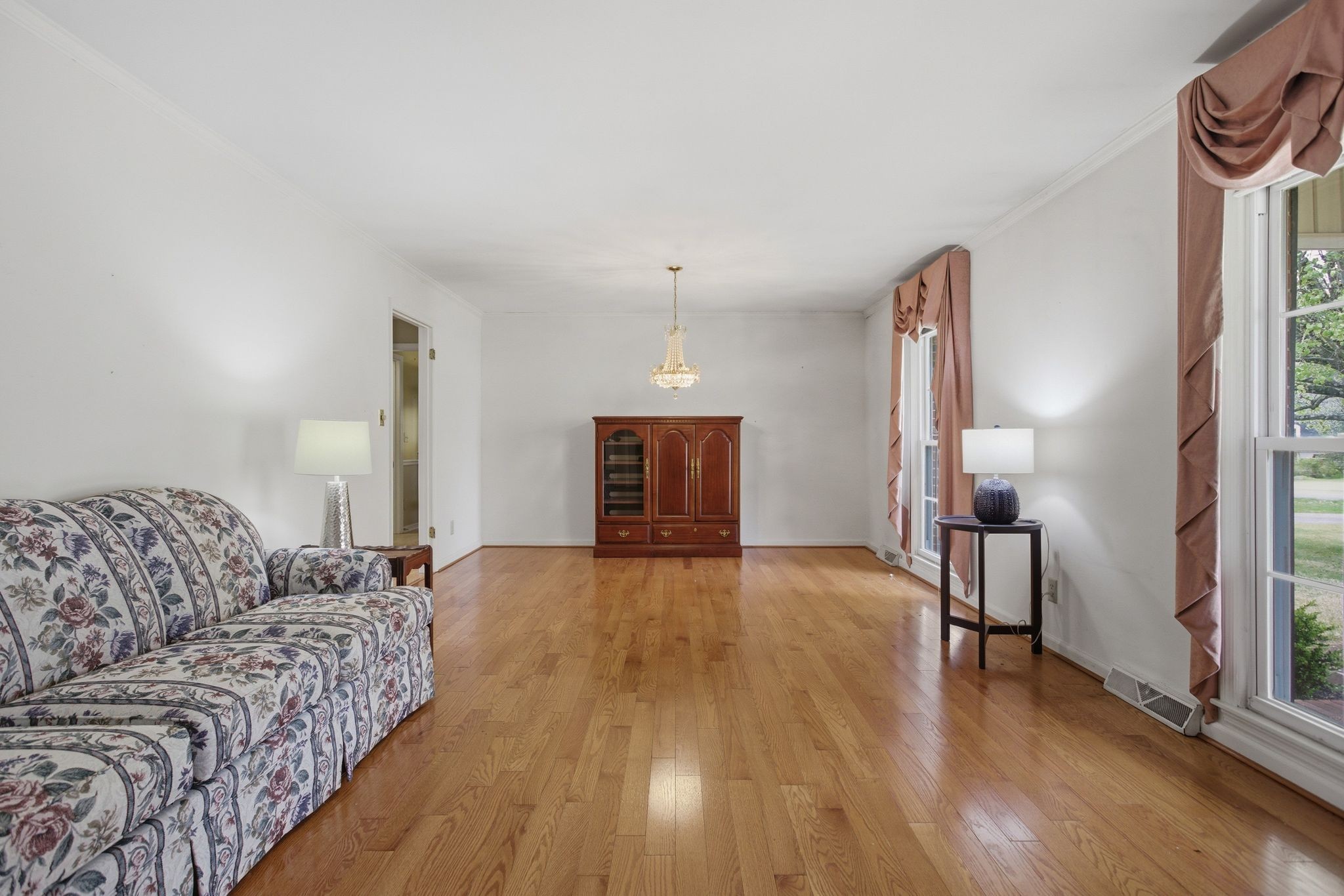 1403 Timberwood Dr