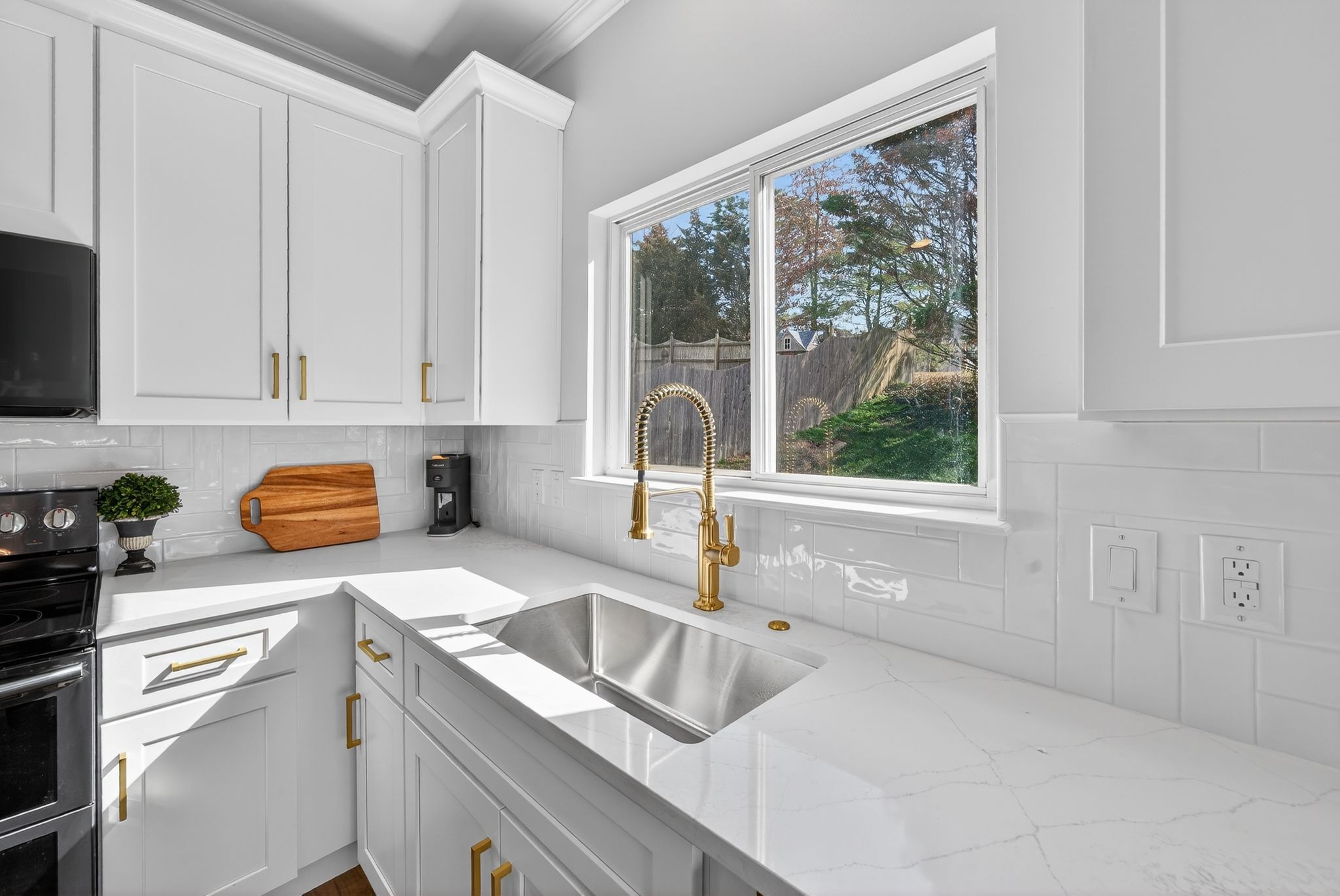 1227 Habersham Way