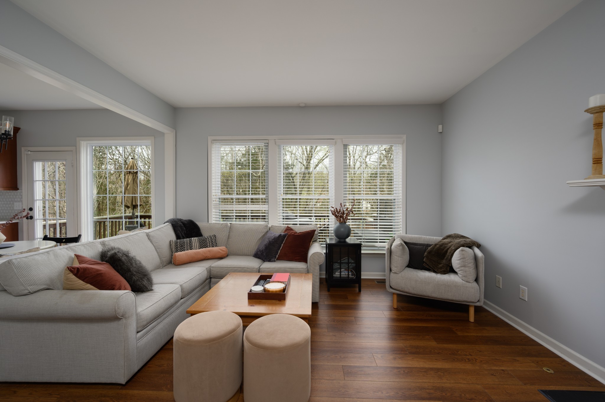 212 Sterling Oaks Pl