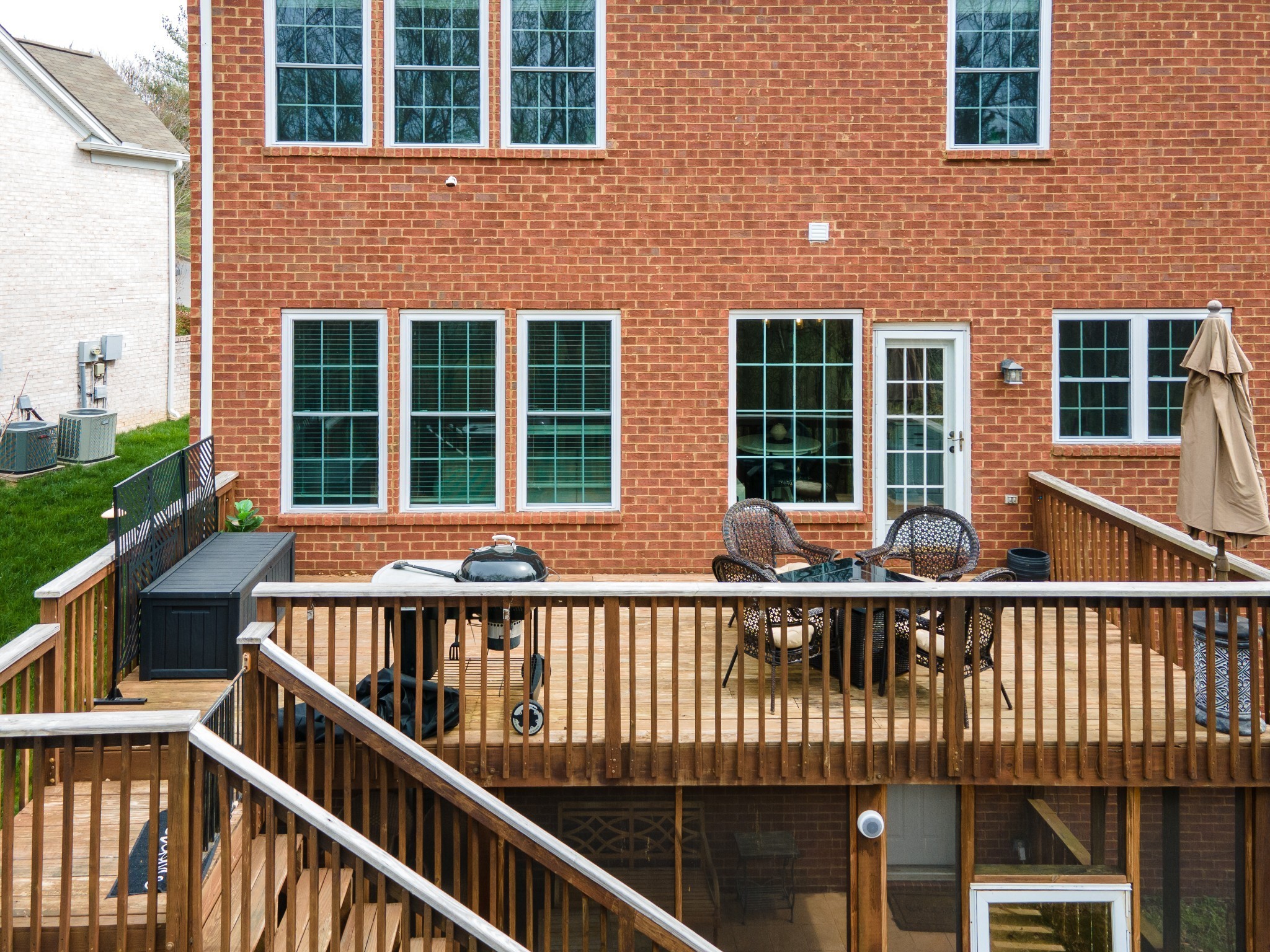 212 Sterling Oaks Pl