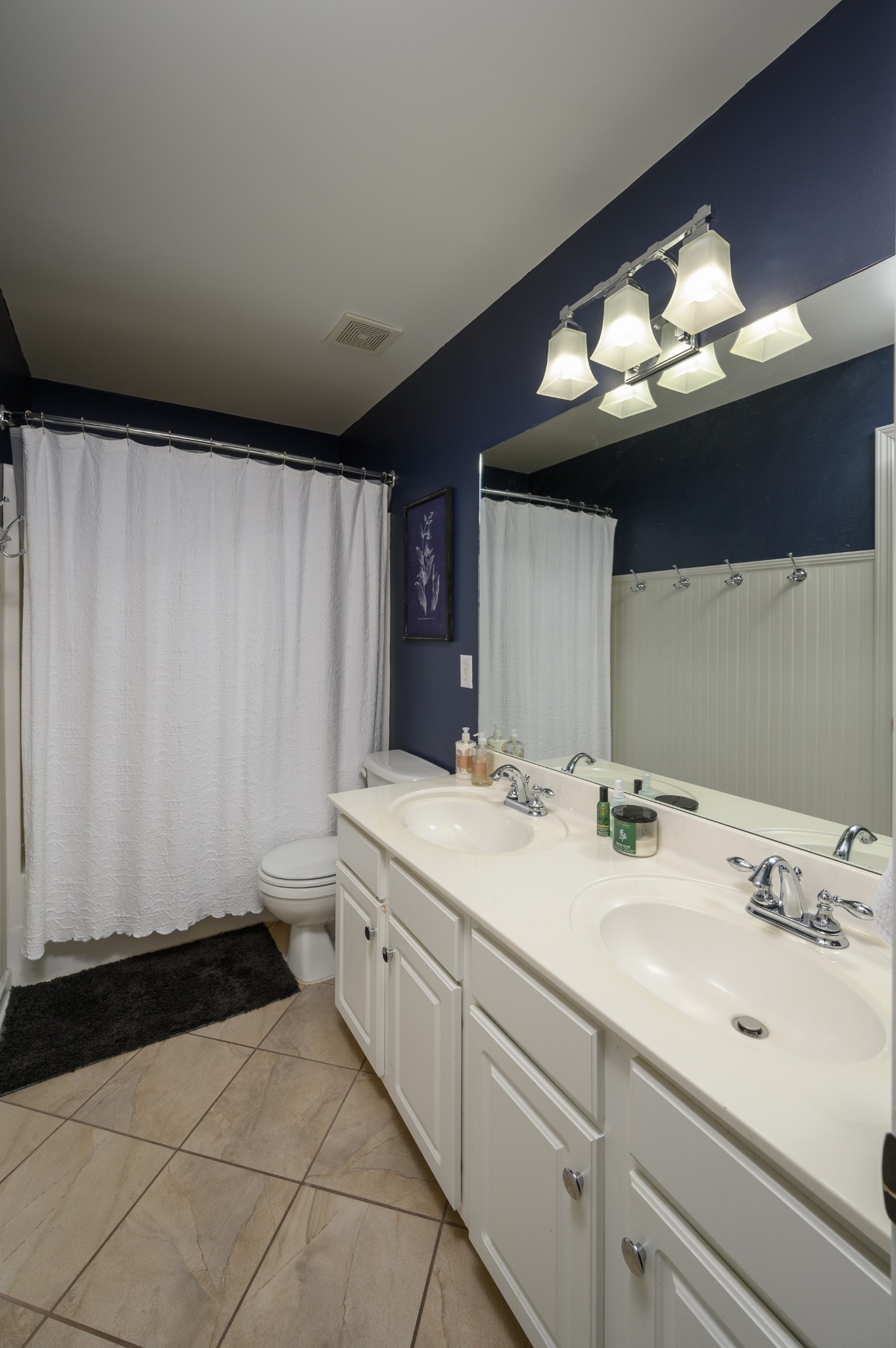 212 Sterling Oaks Pl