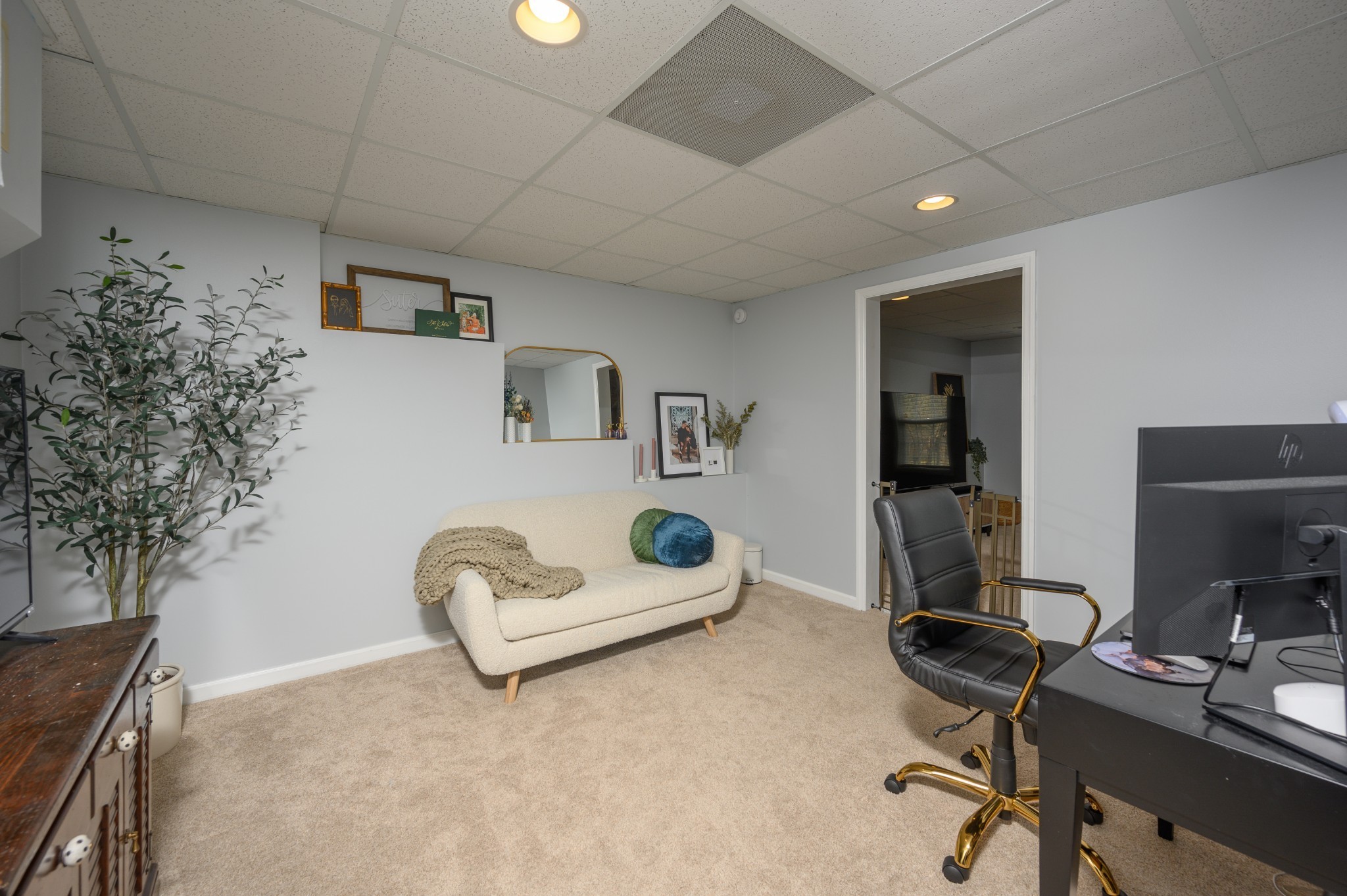 212 Sterling Oaks Pl