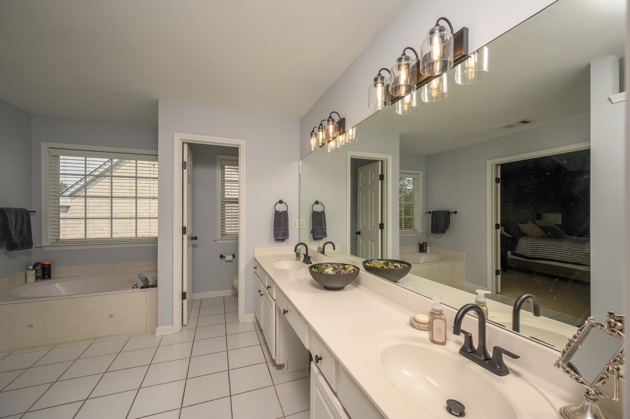 212 Sterling Oaks Pl