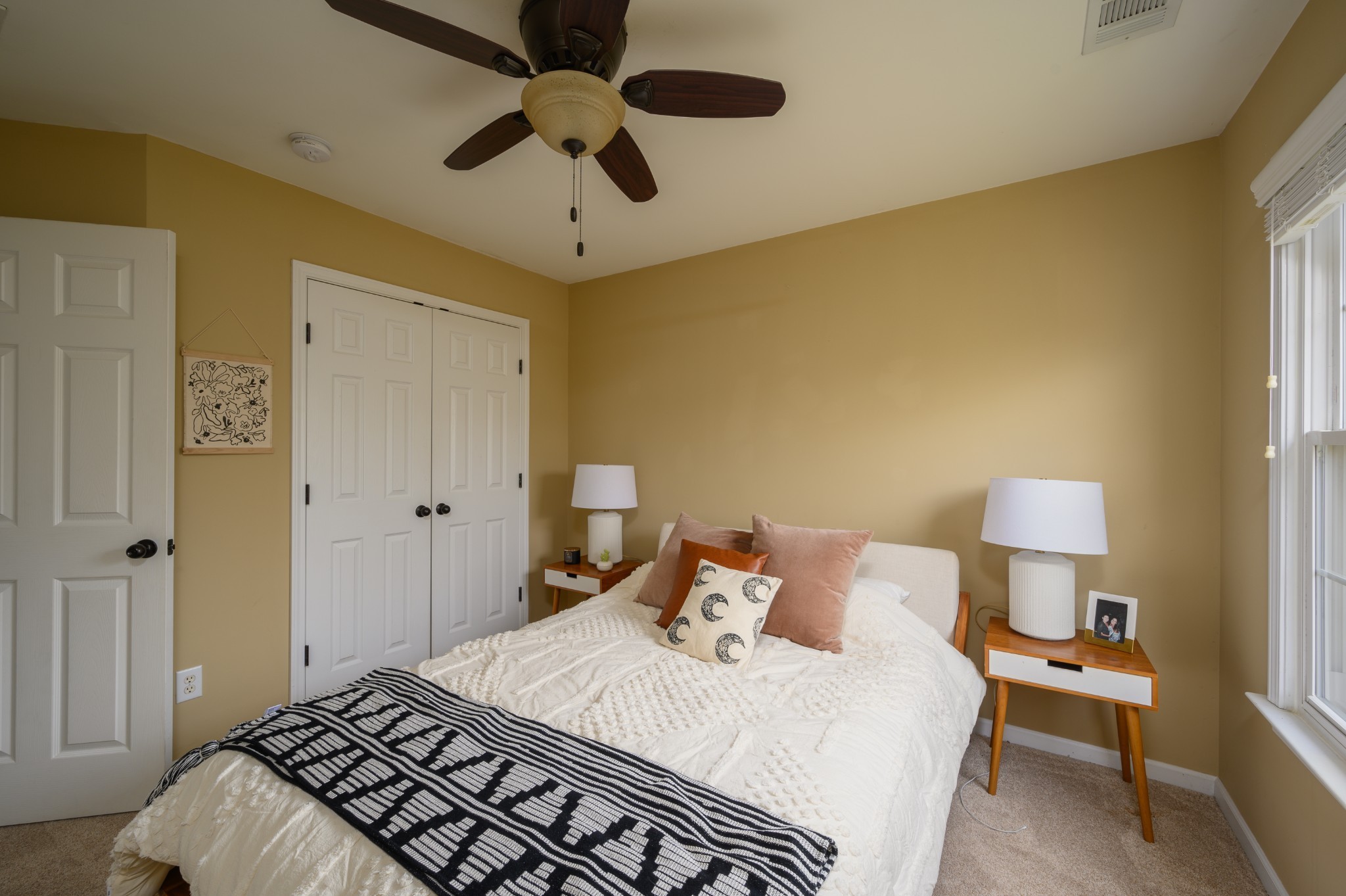 212 Sterling Oaks Pl