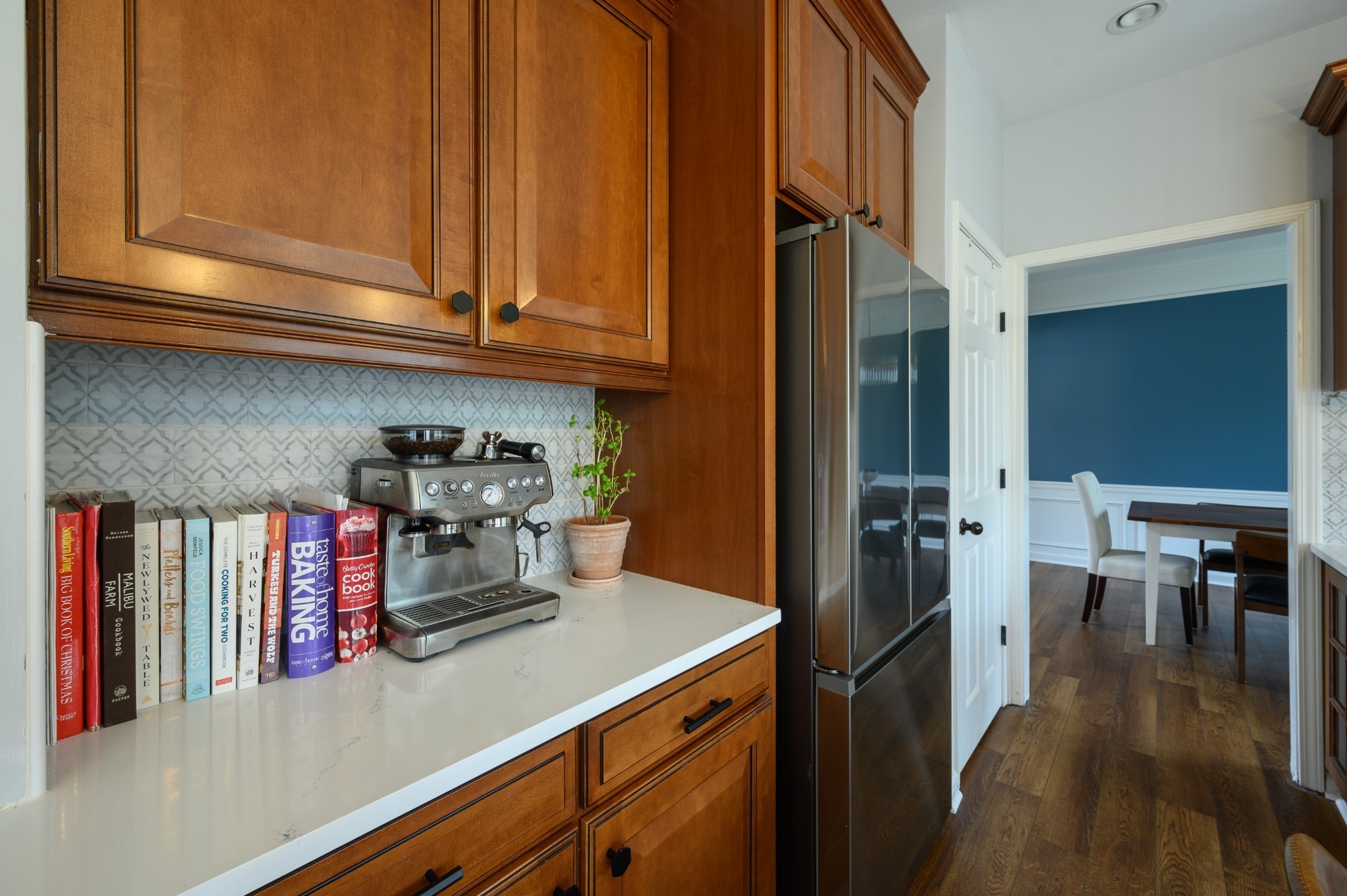 212 Sterling Oaks Pl