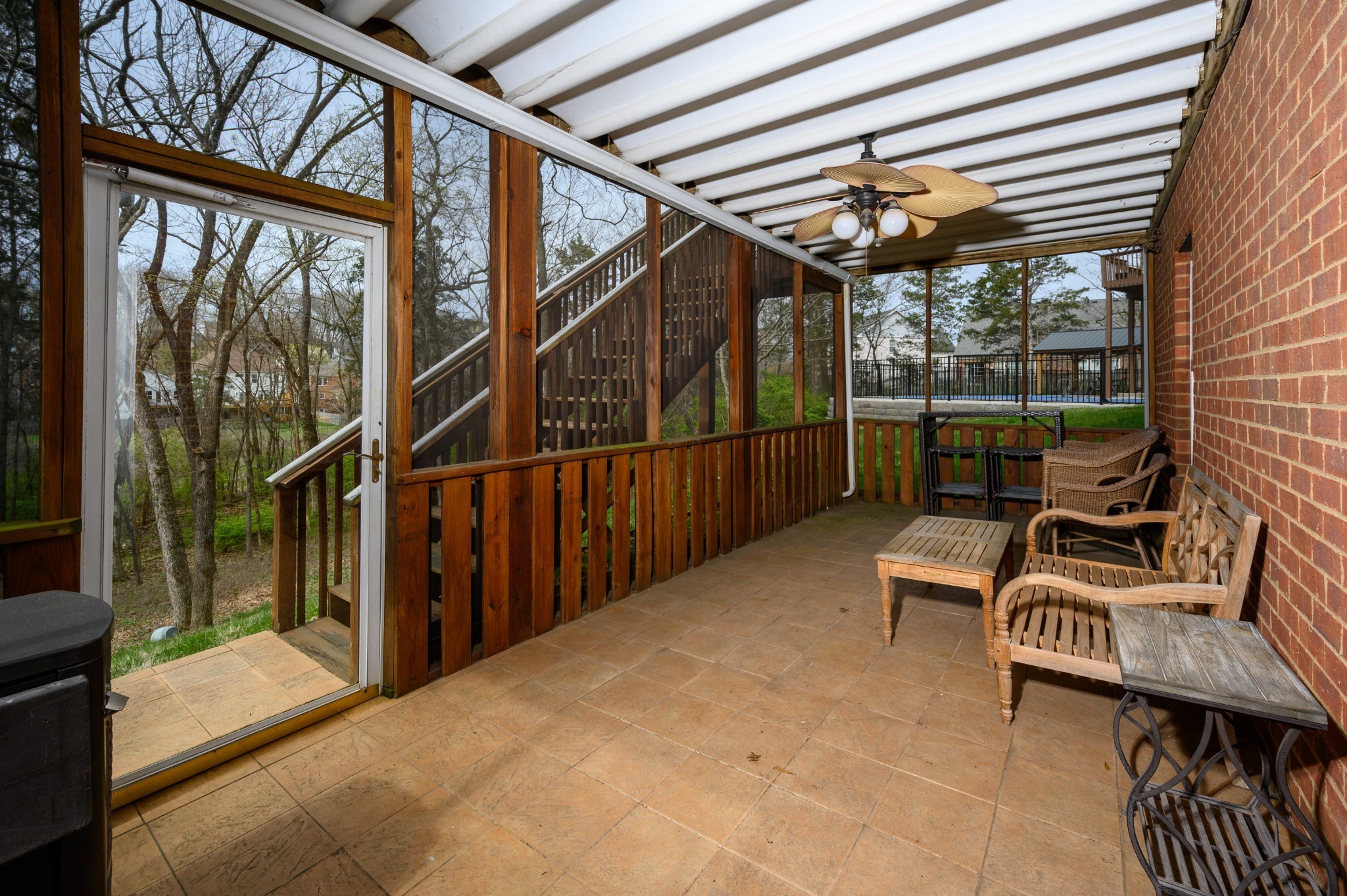 212 Sterling Oaks Pl