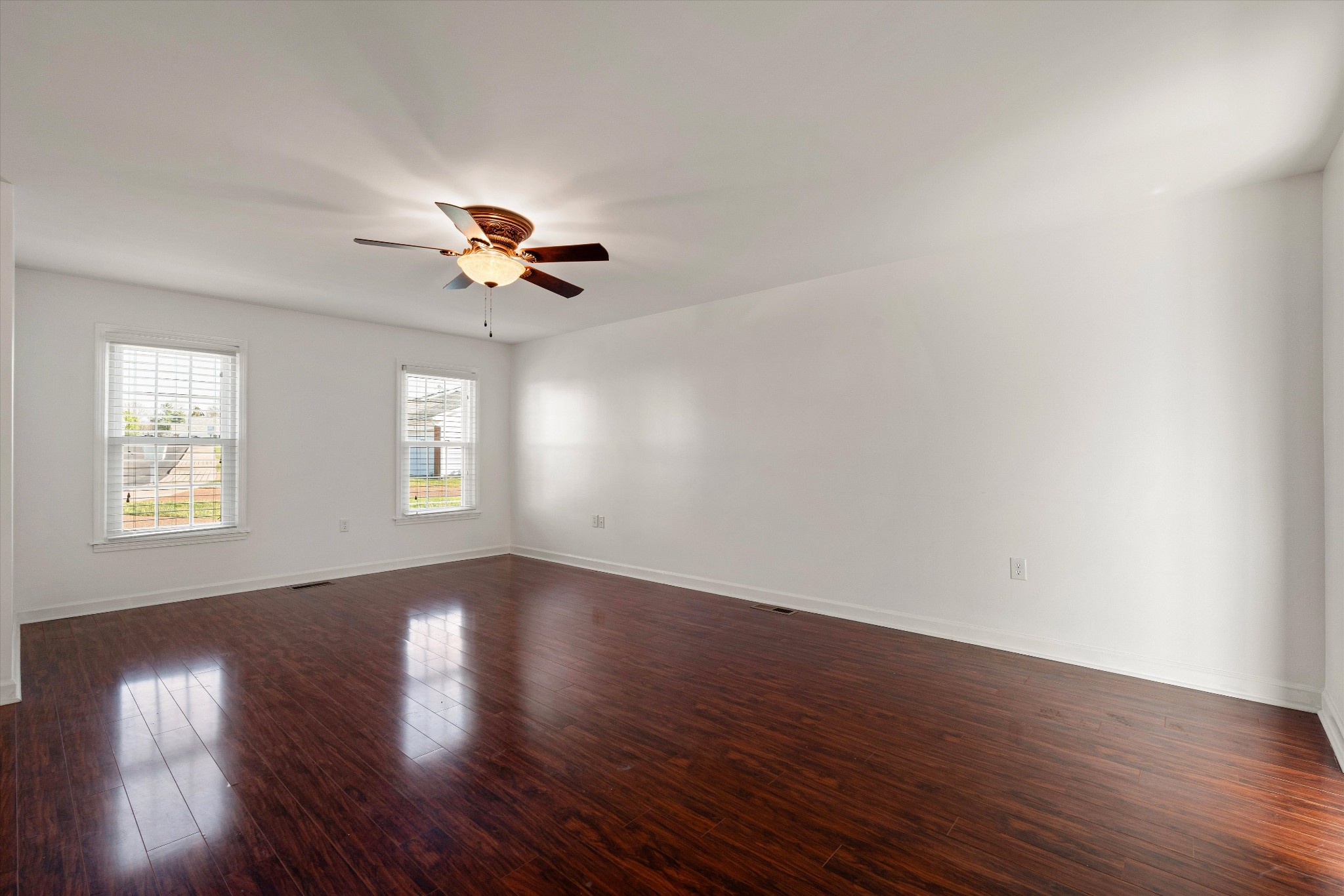 717 Mount Carmel Pl
