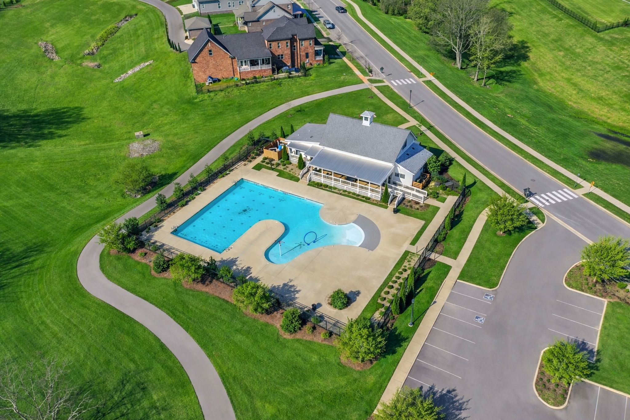 1008 Lawson Ln