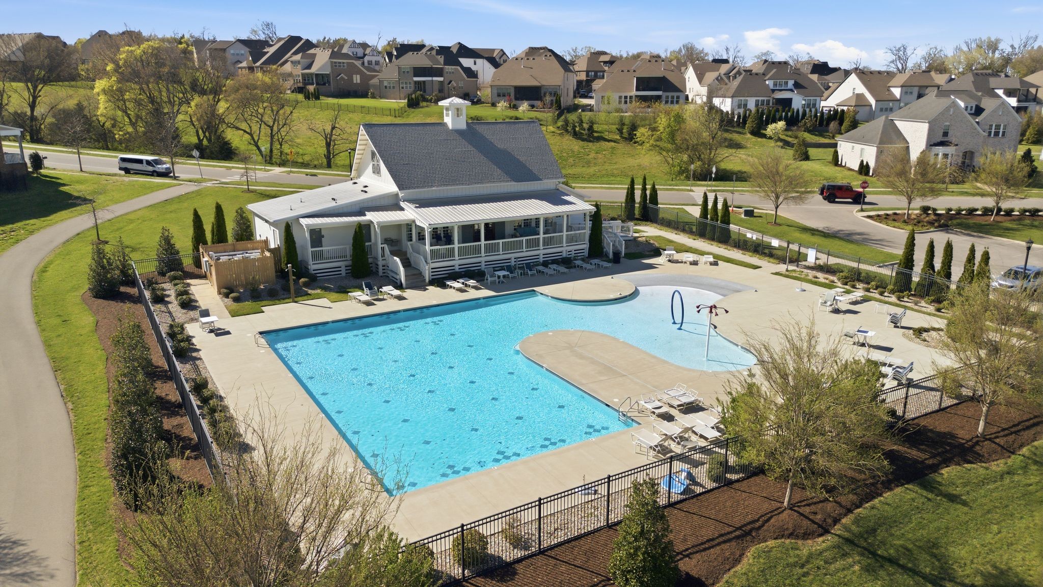 1008 Lawson Ln
