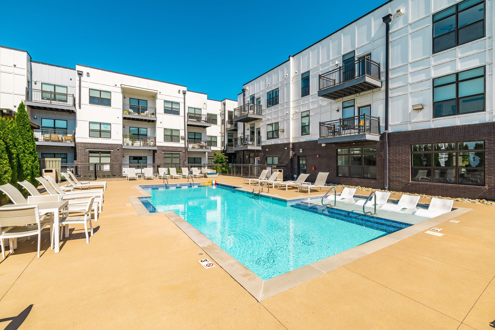 1638 54th Ave, N Unit: 306