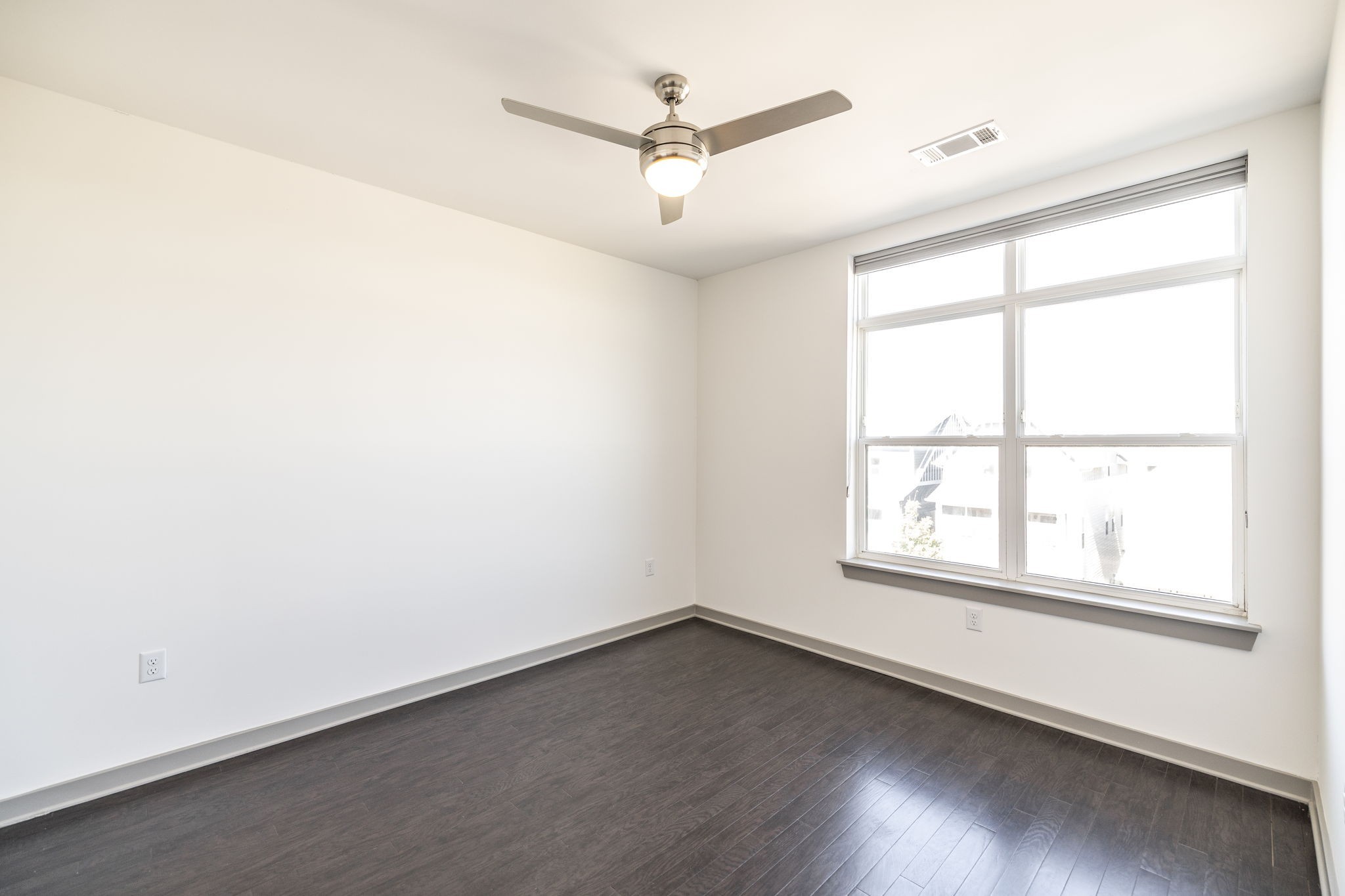 1638 54th Ave, N Unit: 306