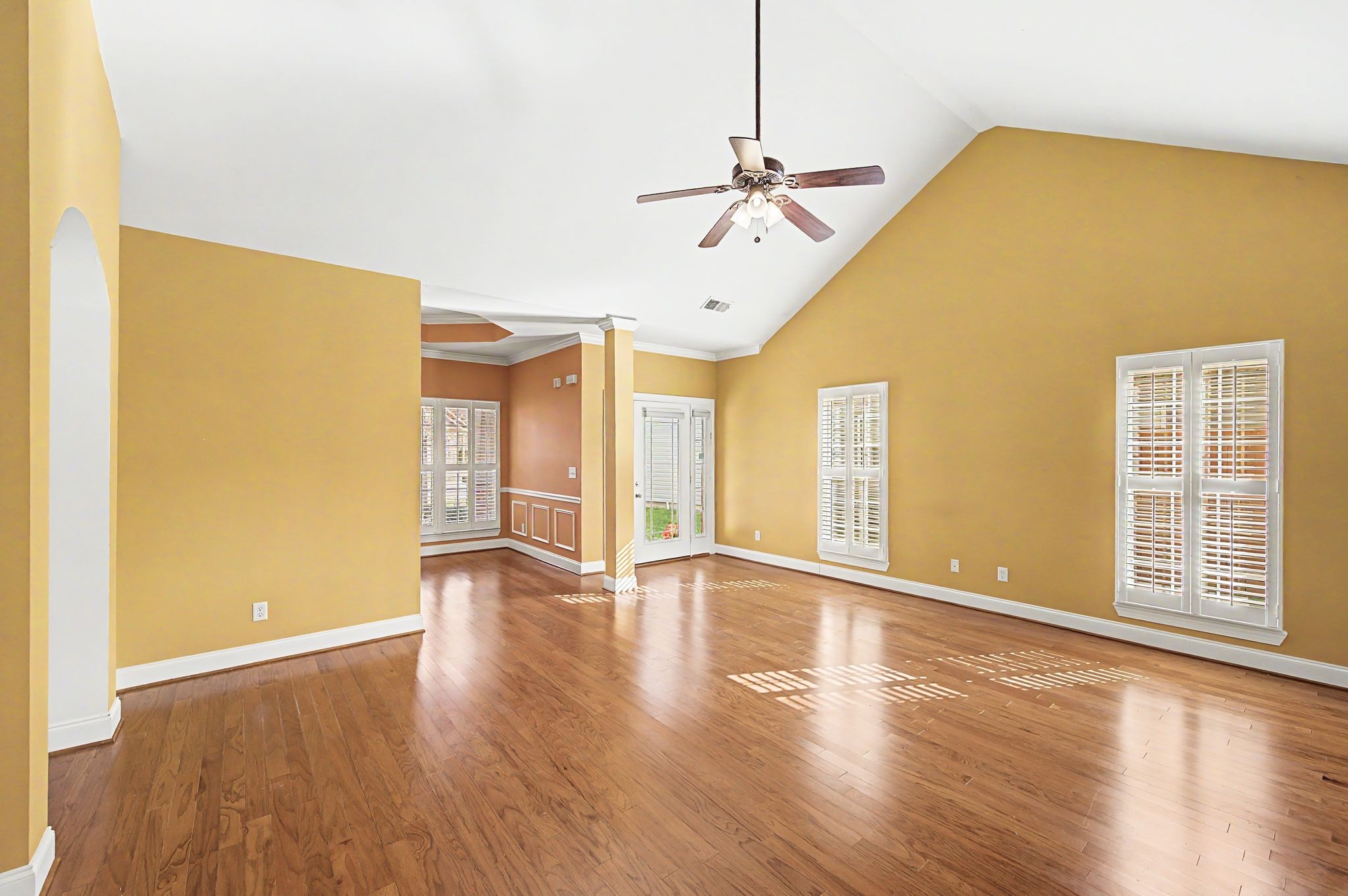 1509 Bending River Dr