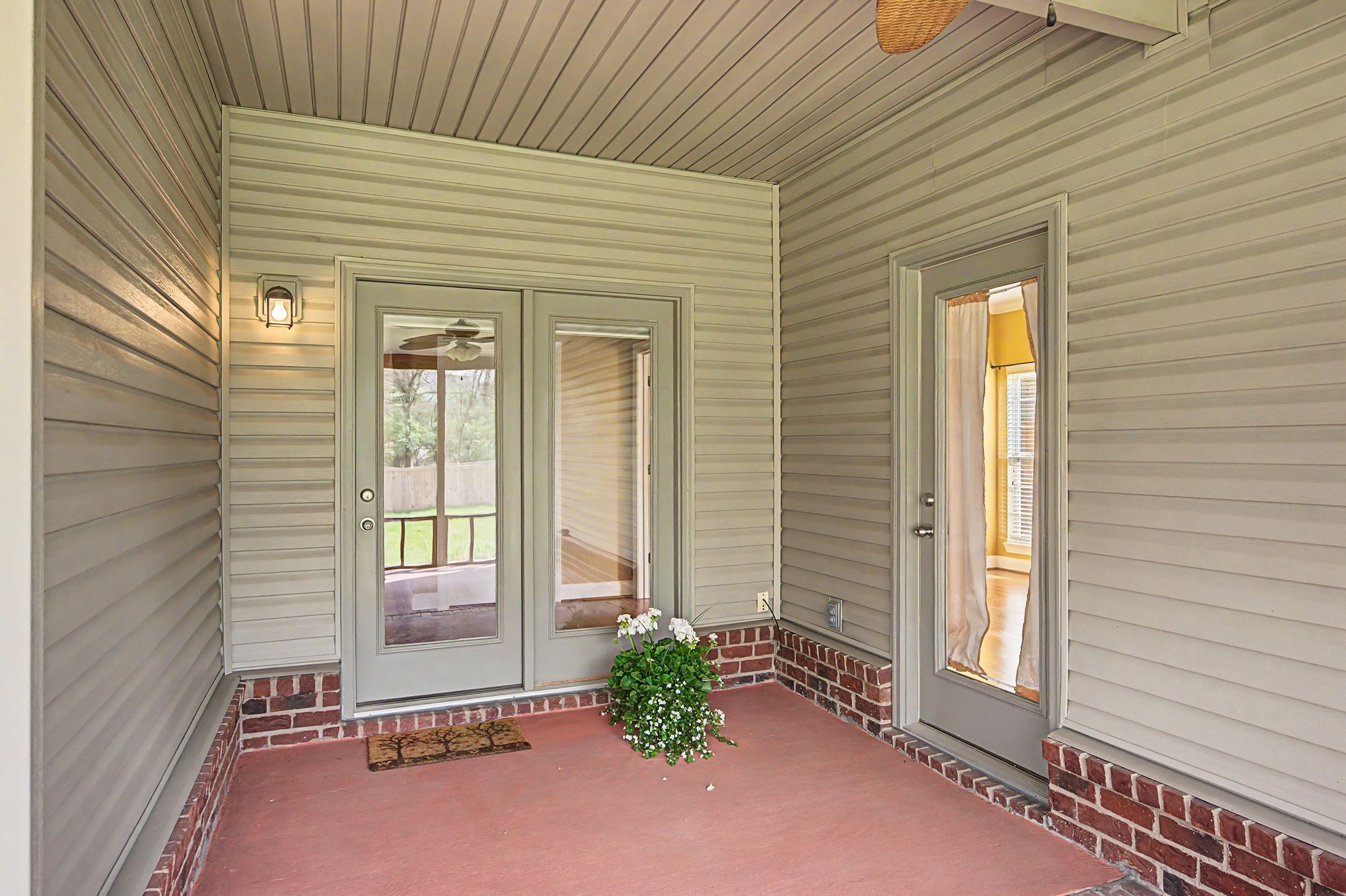 1509 Bending River Dr