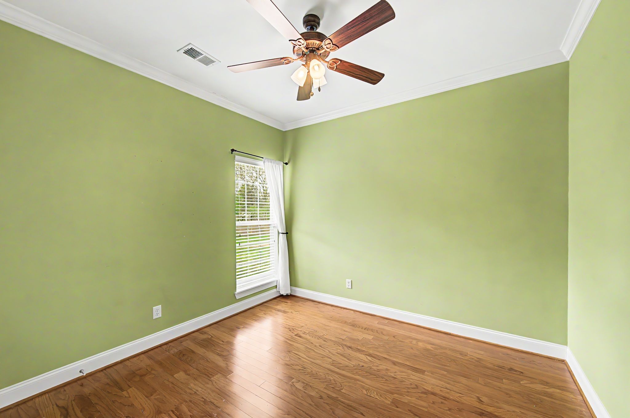 1509 Bending River Dr