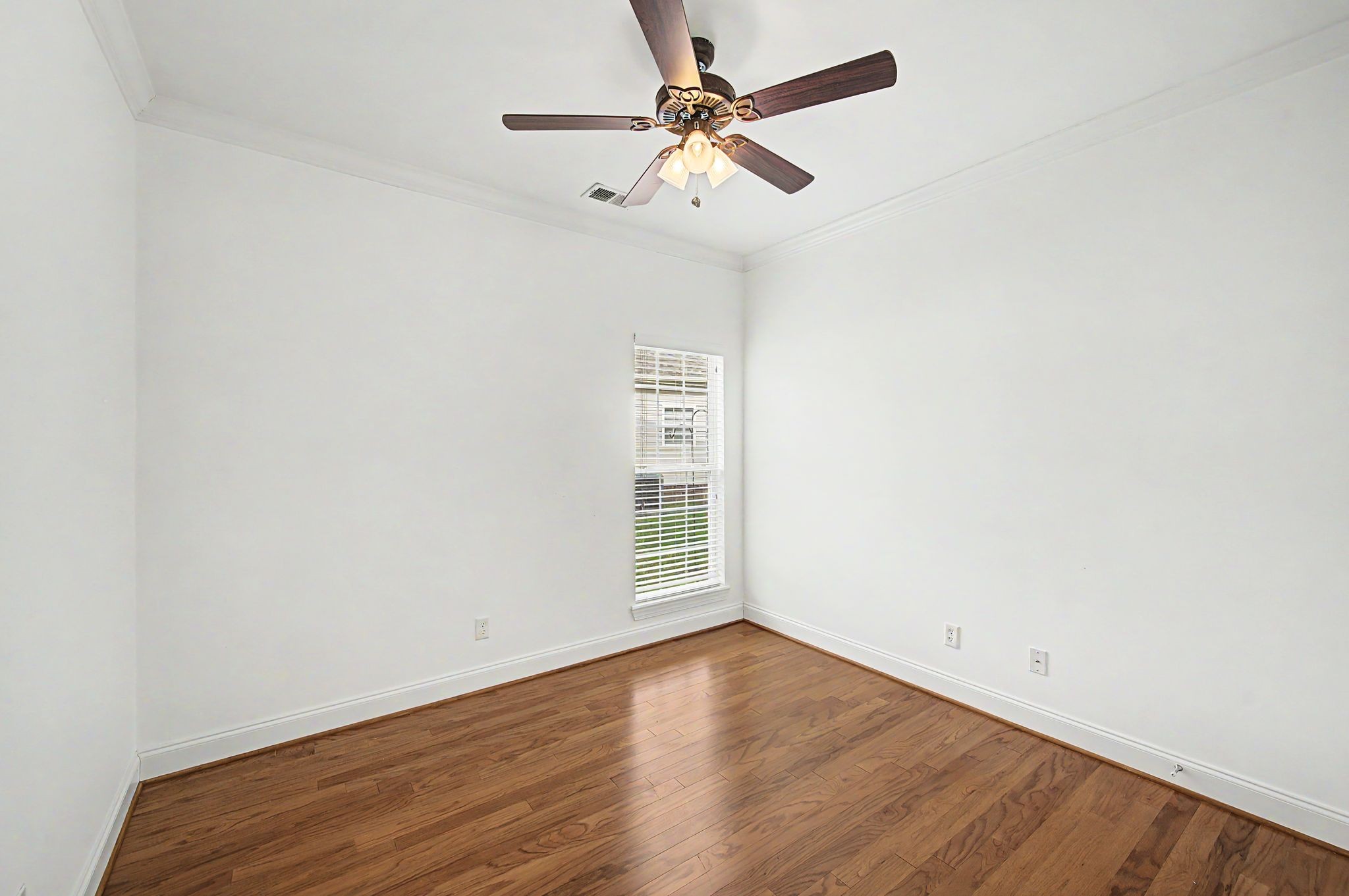 1509 Bending River Dr