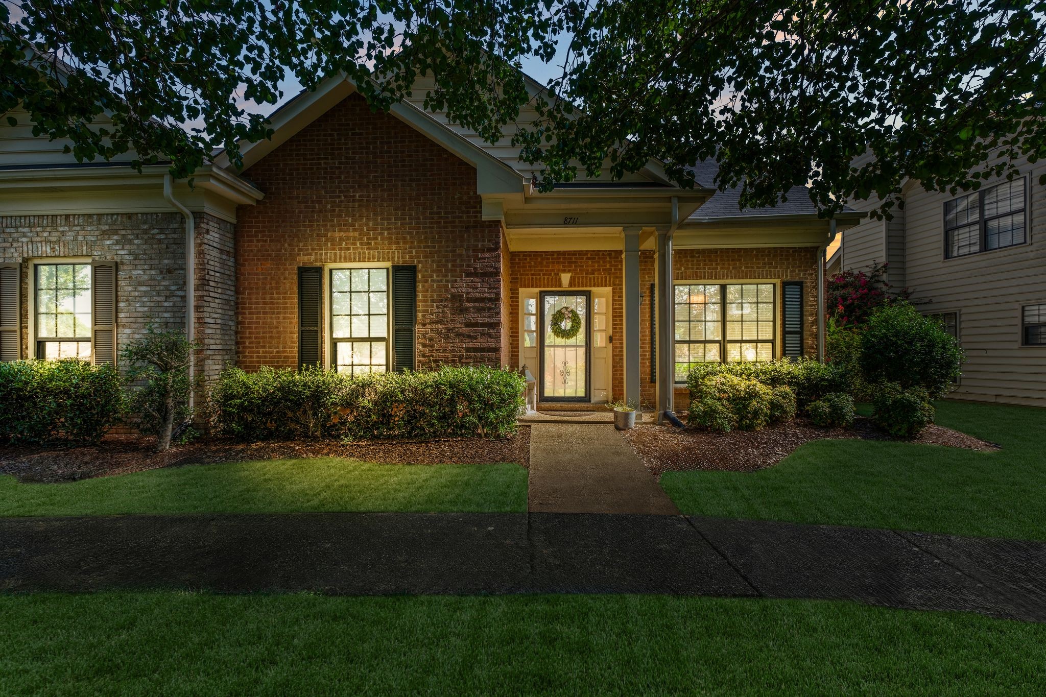 8711 Sawyer Brown Rd