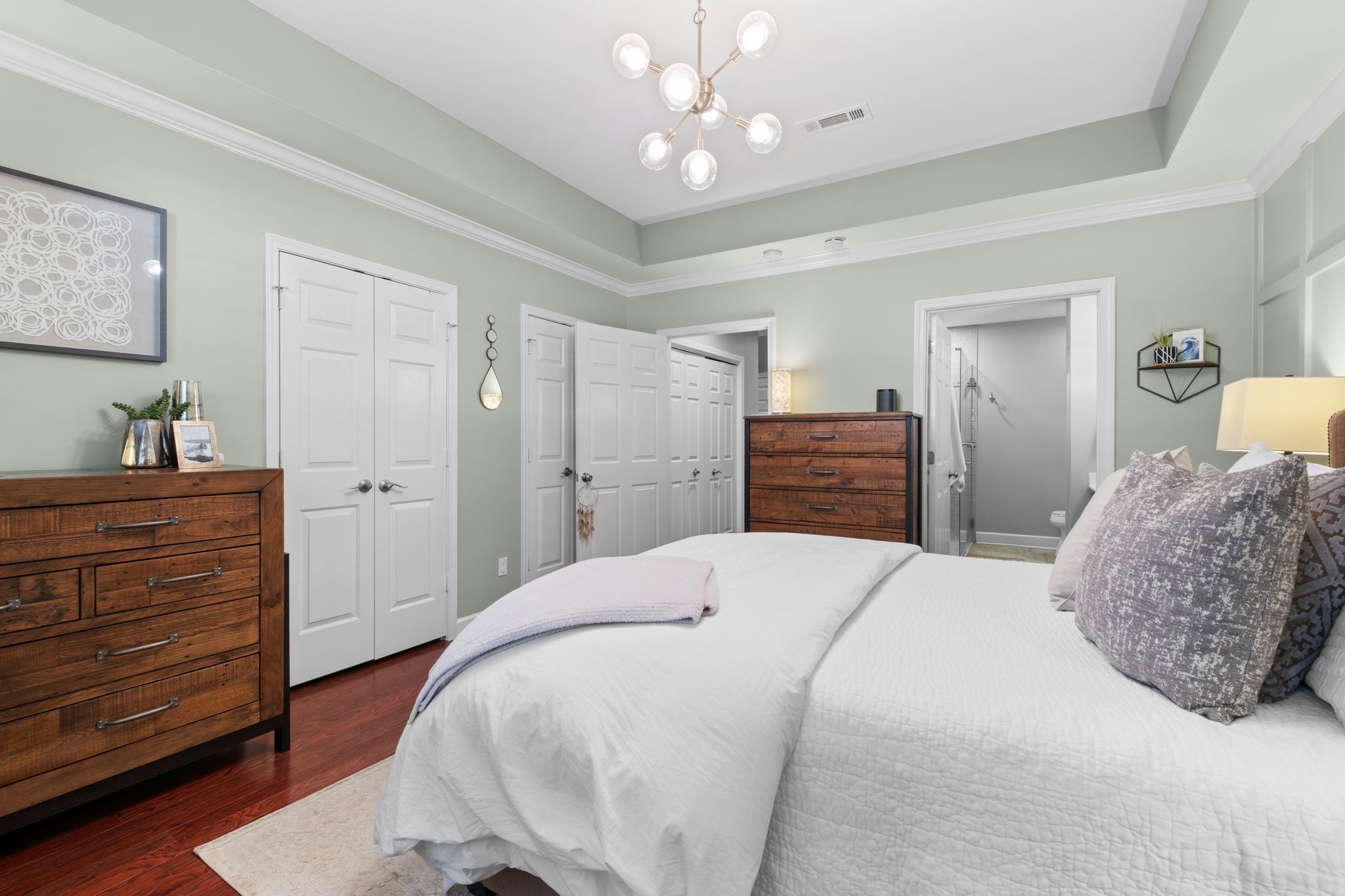 8711 Sawyer Brown Rd