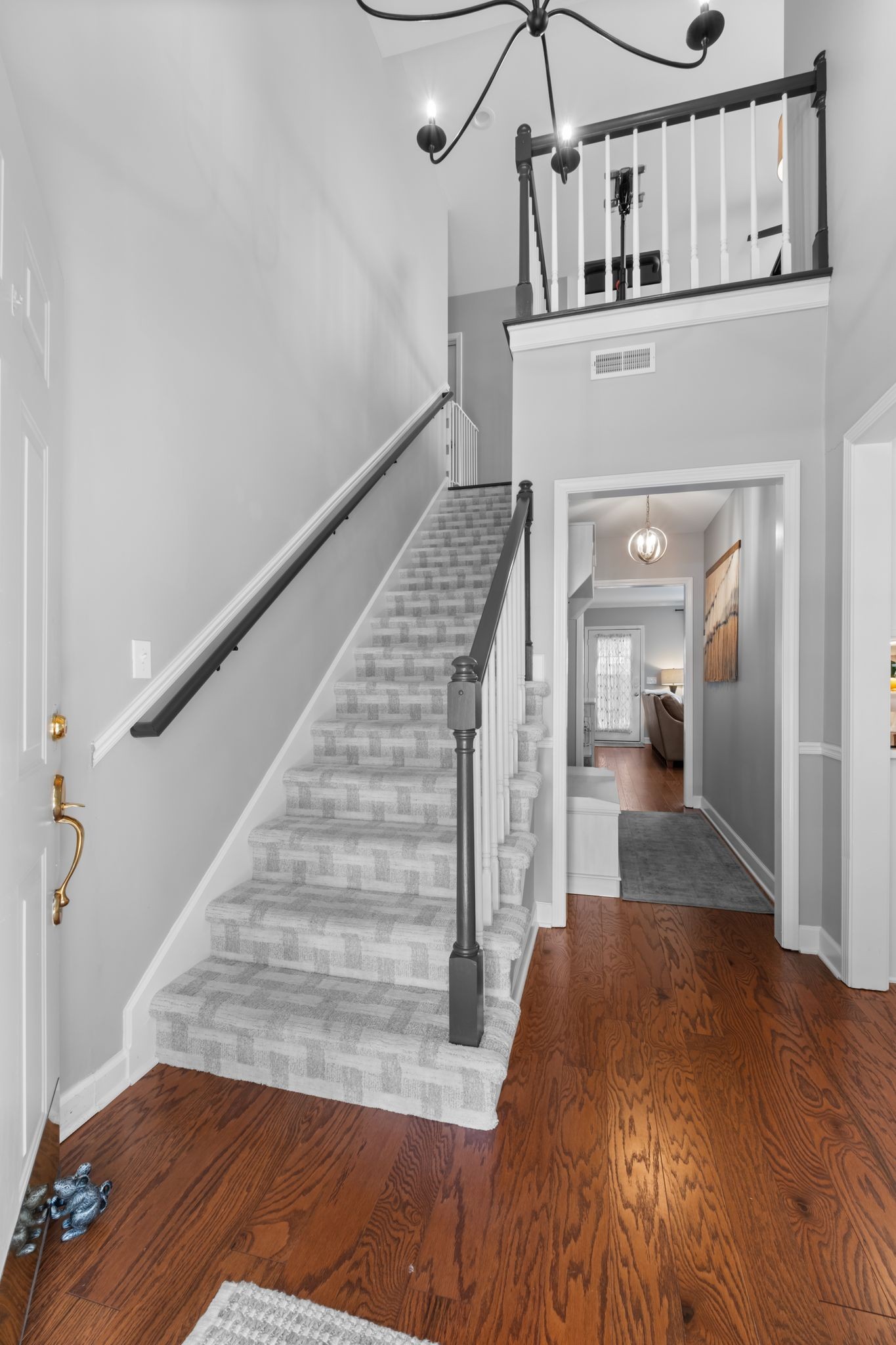 8711 Sawyer Brown Rd