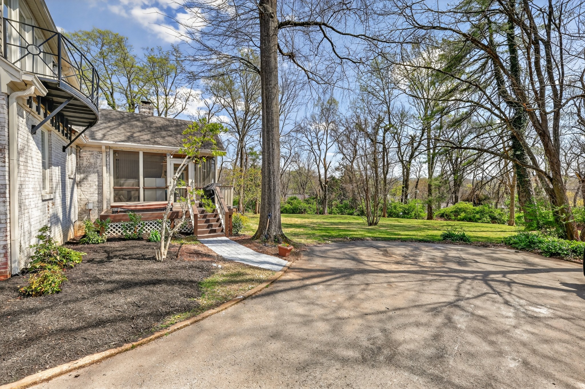 2809 Wimbledon Rd